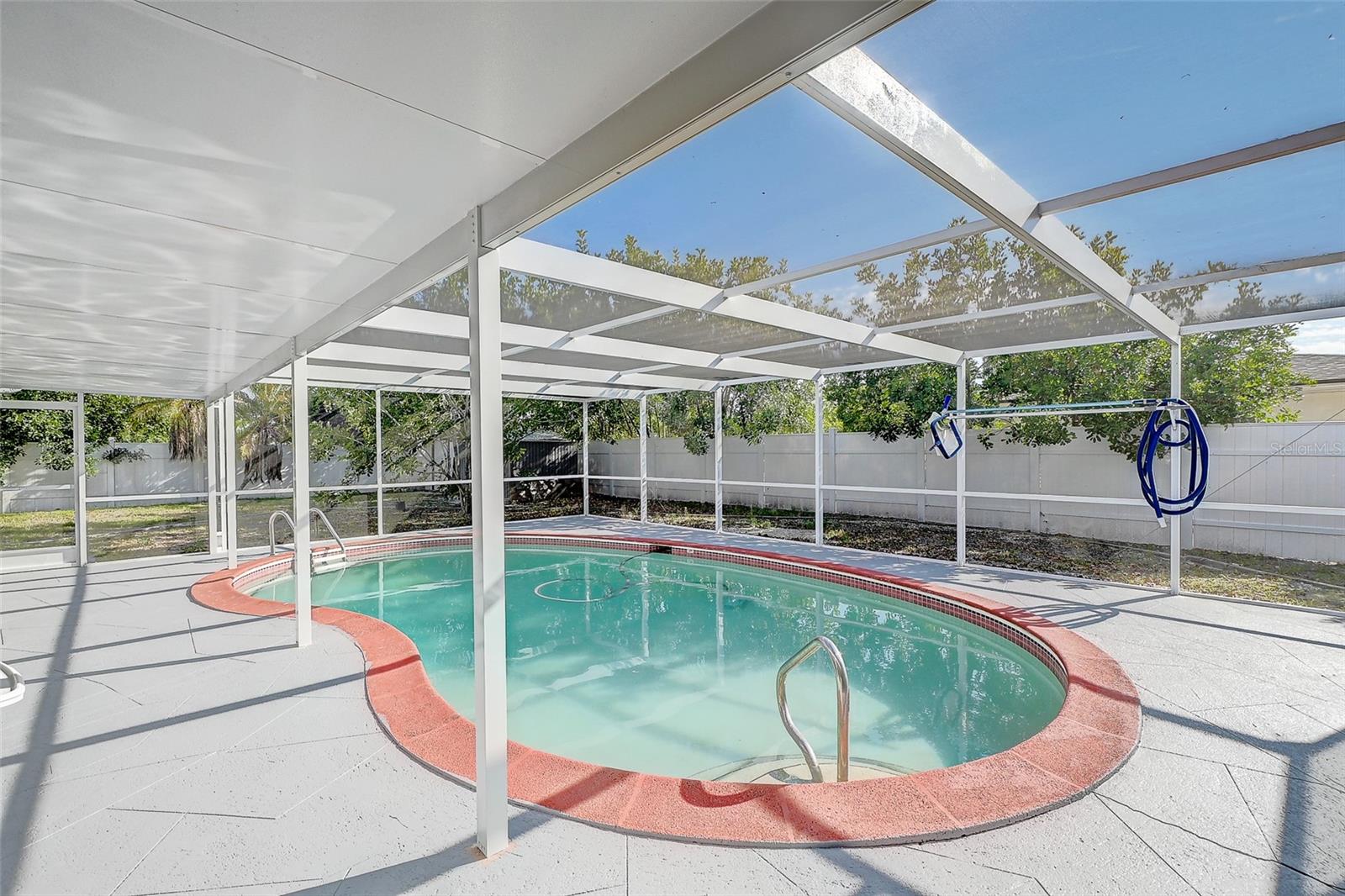 1678 COUNTRY CLUB PKWY, LEHIGH ACRES, FL, 33936