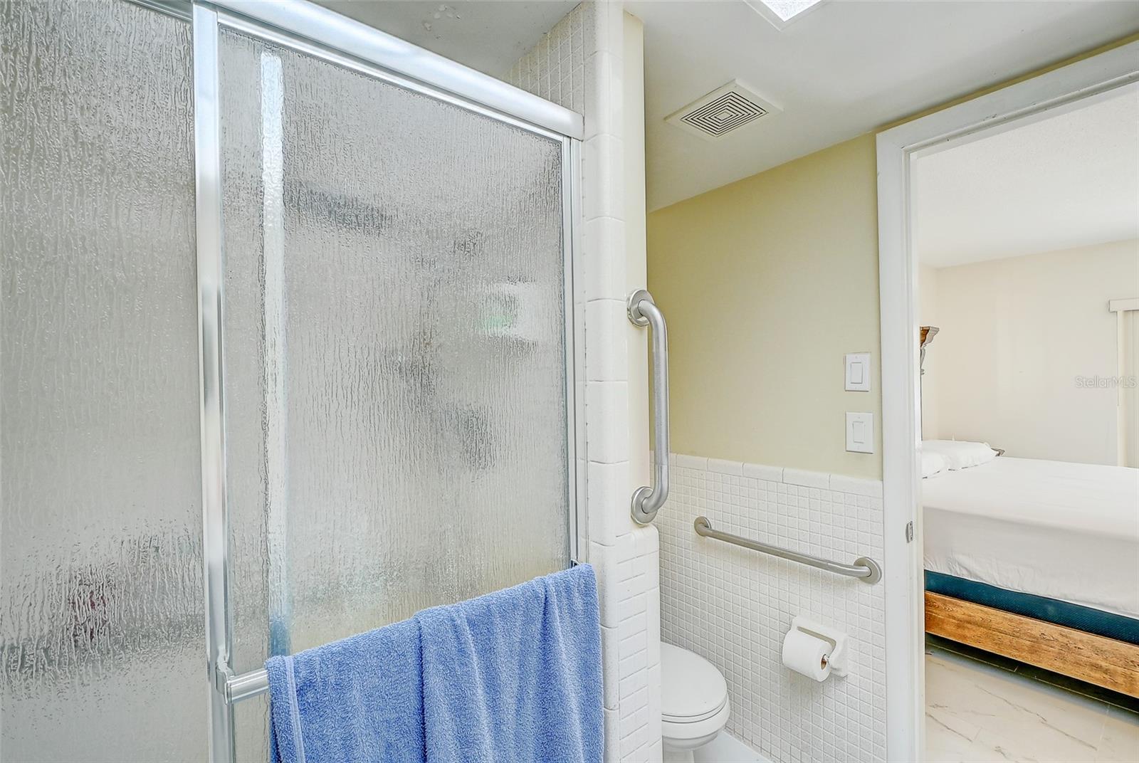 1678 COUNTRY CLUB PKWY, LEHIGH ACRES, FL, 33936