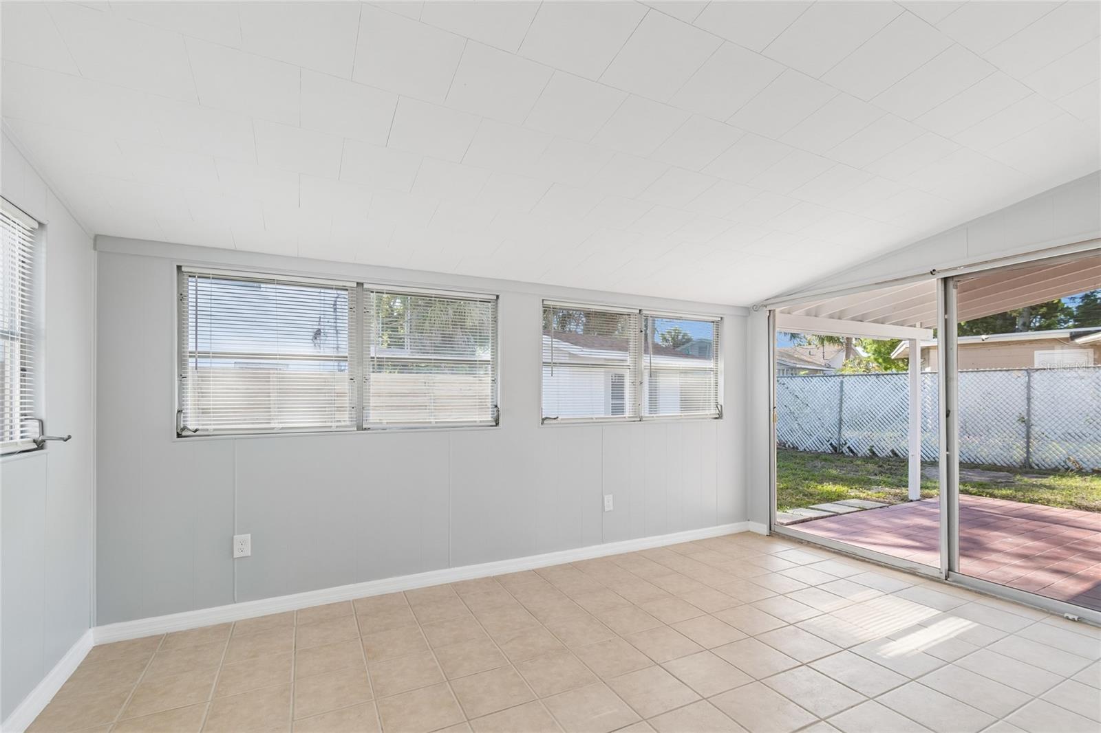 3777 67TH ST N, ST PETERSBURG, FL, 33710