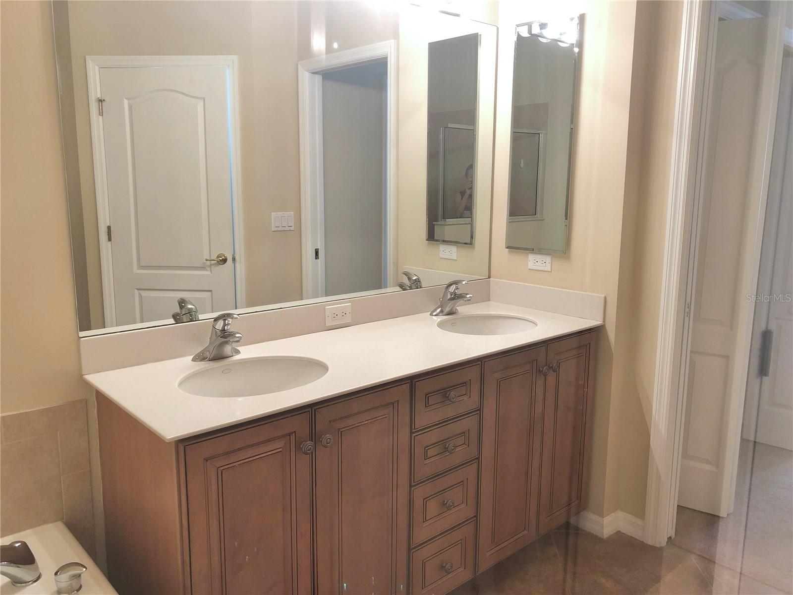 3291 MIDSHIP DR, NORTH FORT MYERS, FL, 33903