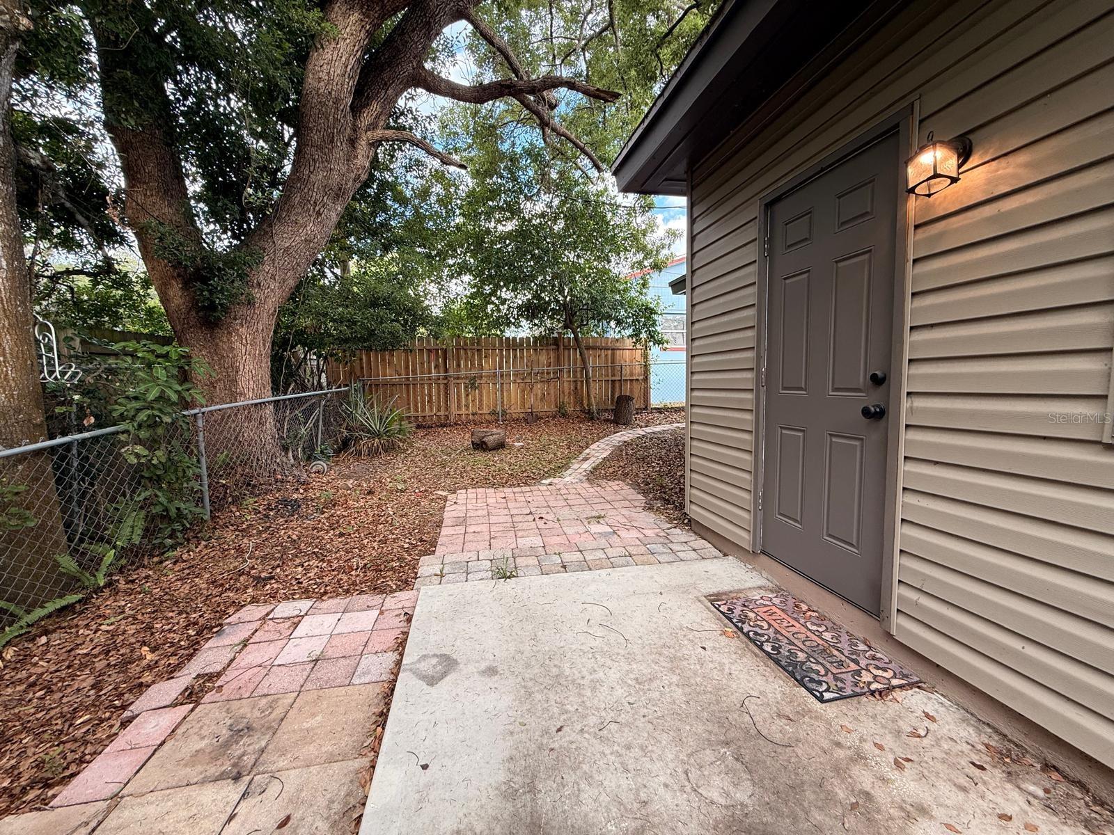 1353 LAKEVIEW RD, CLEARWATER, FL, 33756