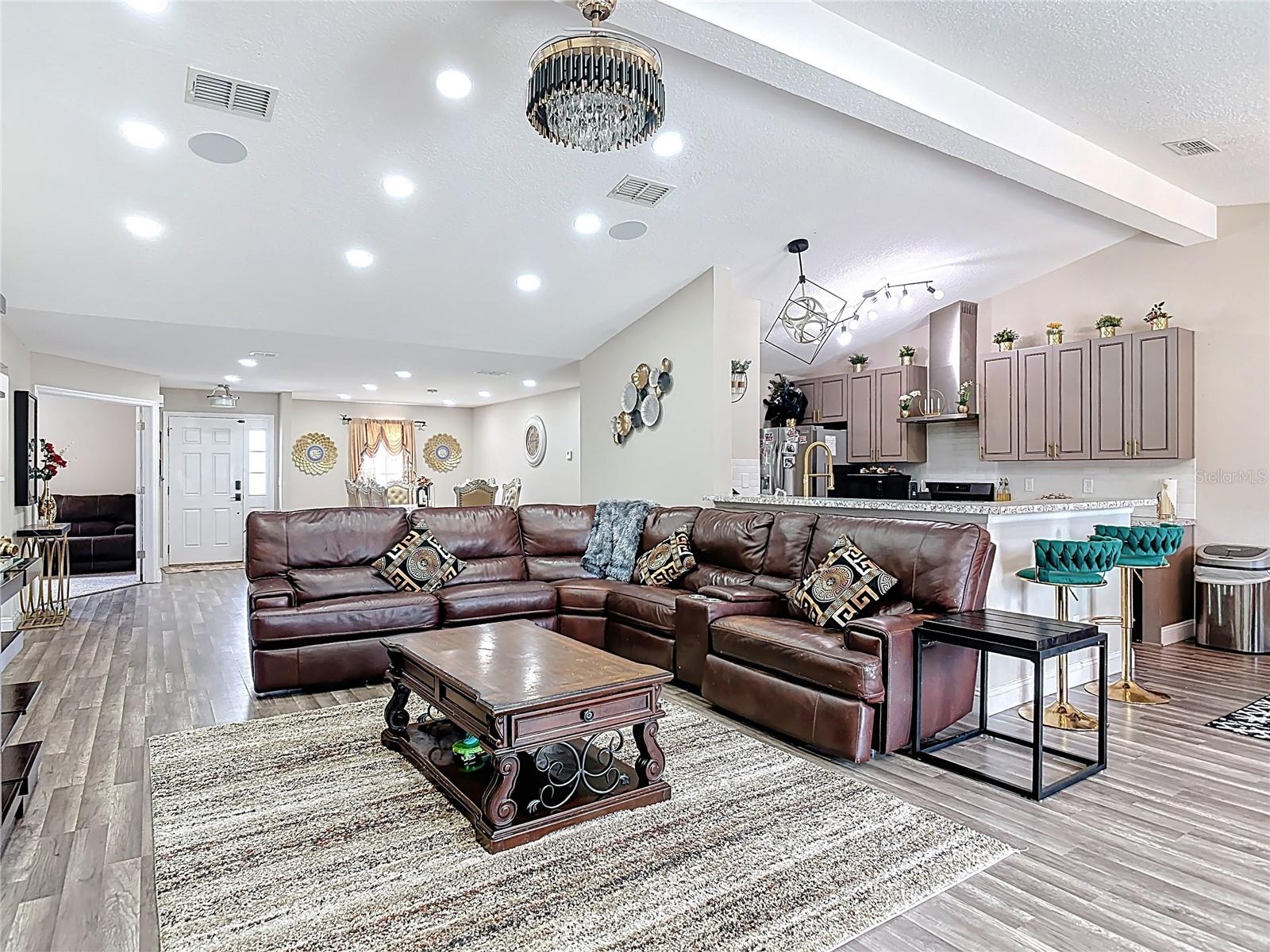 10 RIVIERA ESTATES DR, PALM COAST, FL, 32164
