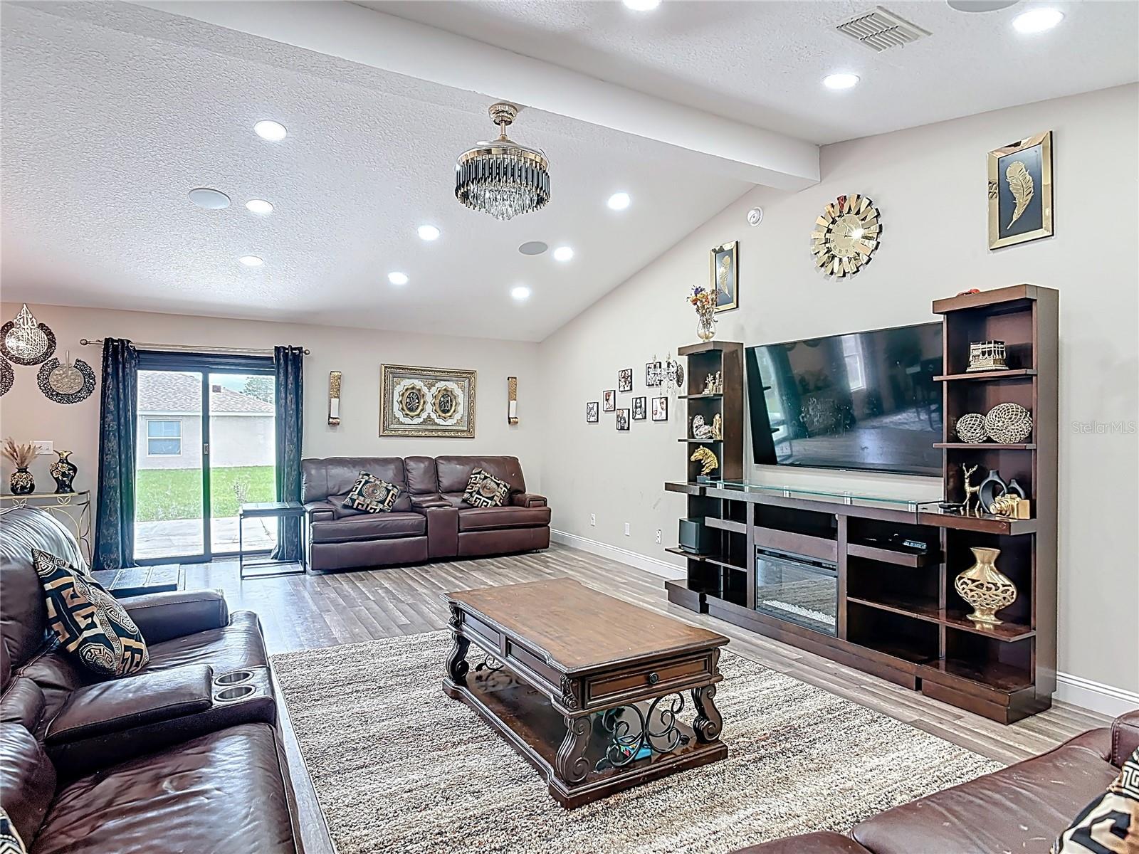 10 RIVIERA ESTATES DR, PALM COAST, FL, 32164