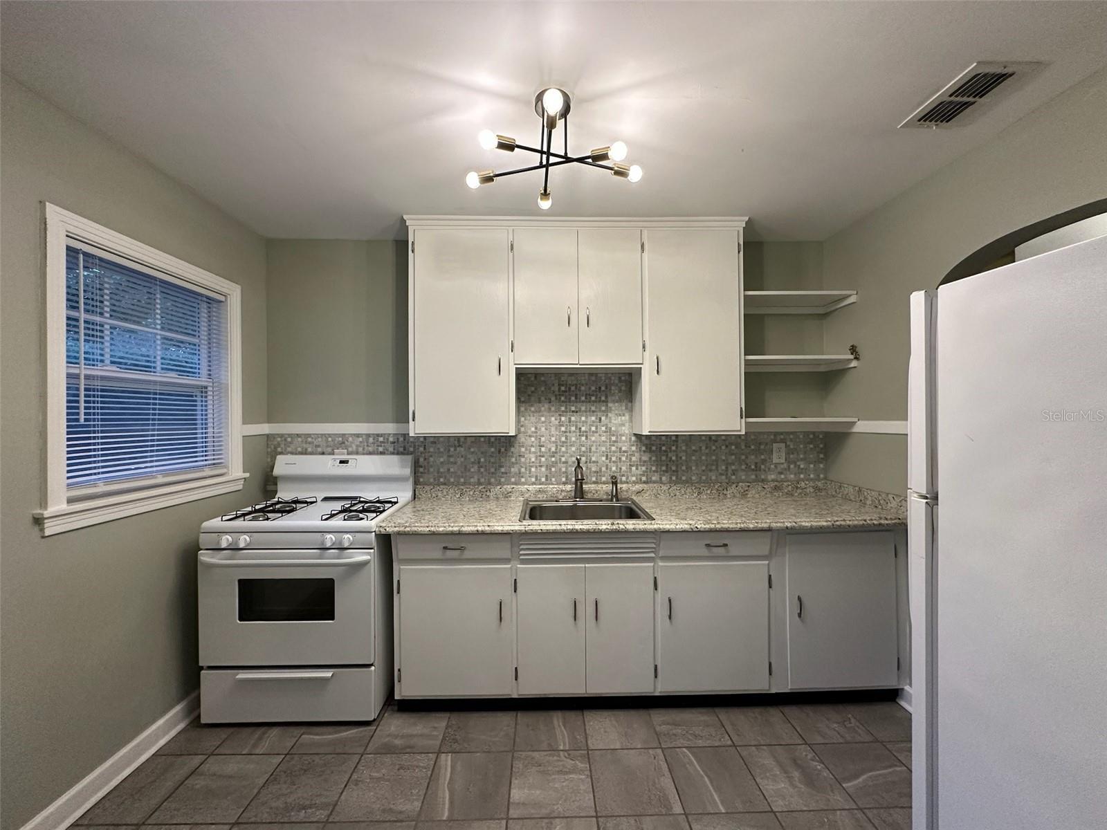 780 27TH AVE N, ST PETERSBURG, FL, 33704