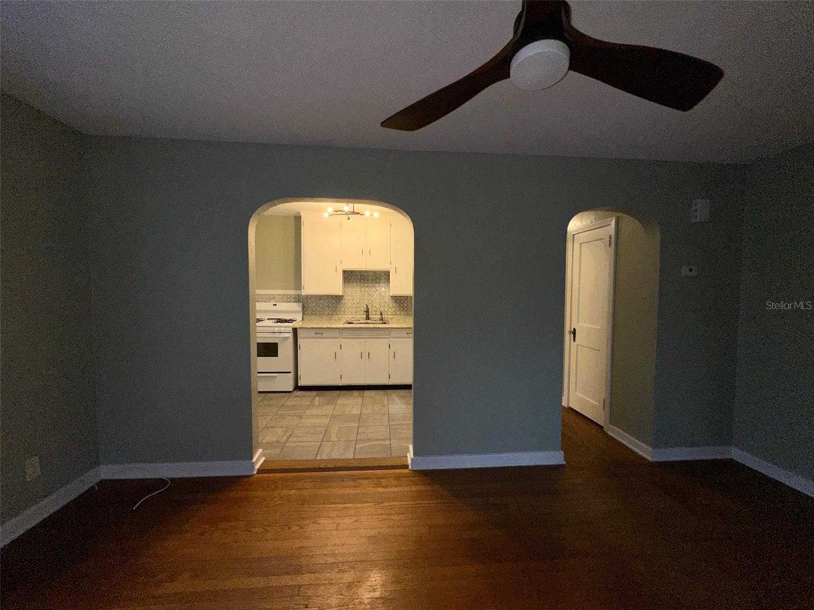 780 27TH AVE N, ST PETERSBURG, FL, 33704
