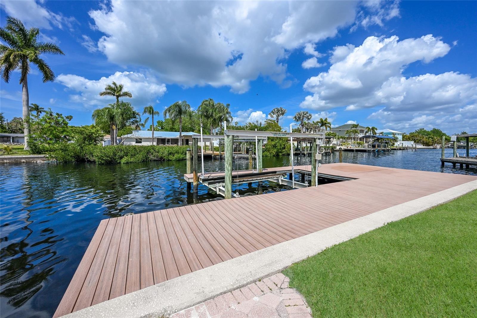 6912 7TH AVENUE BLVD NW, BRADENTON, FL, 34209