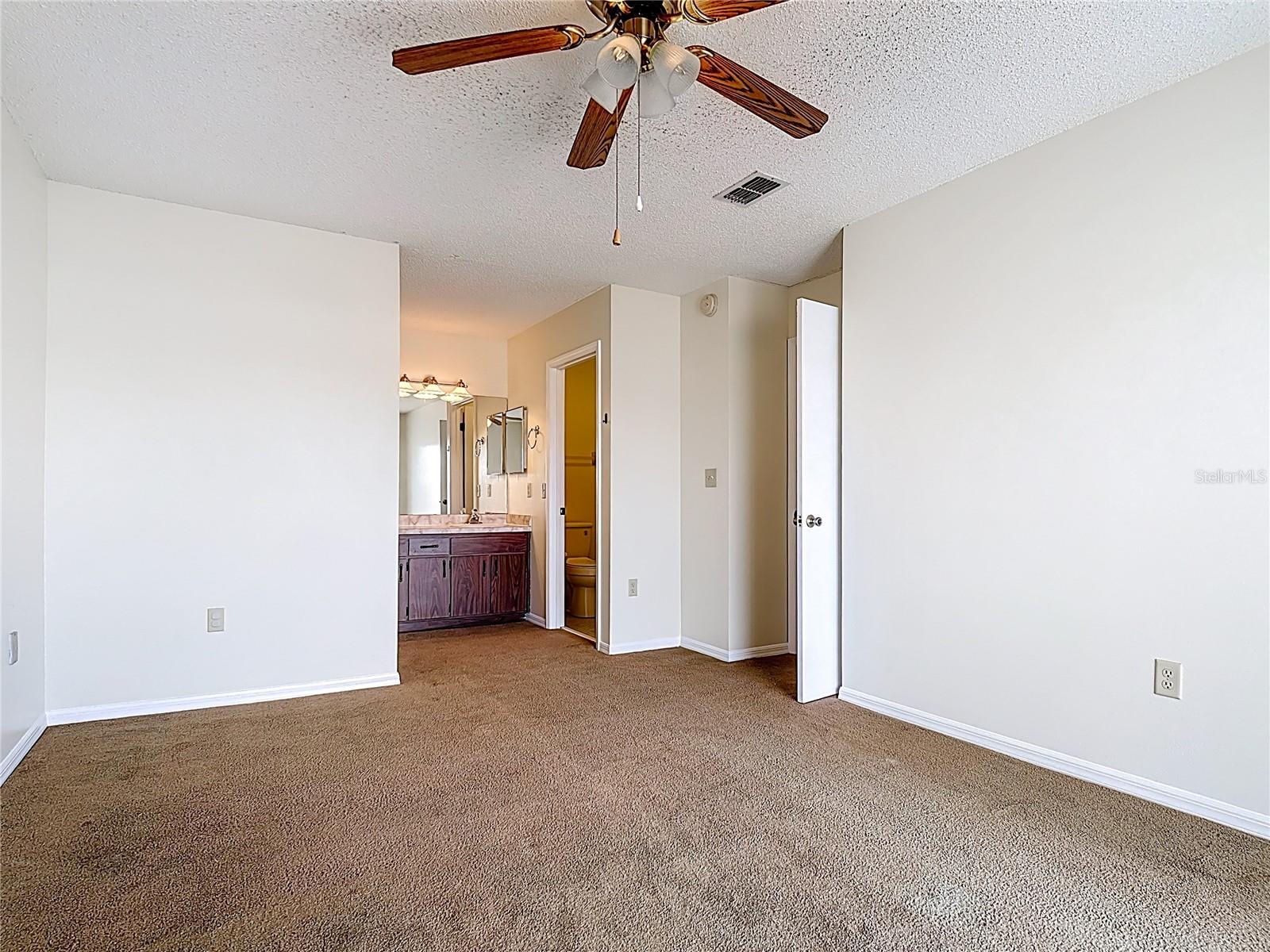 467 HUNTER CIR, KISSIMMEE, FL, 34758