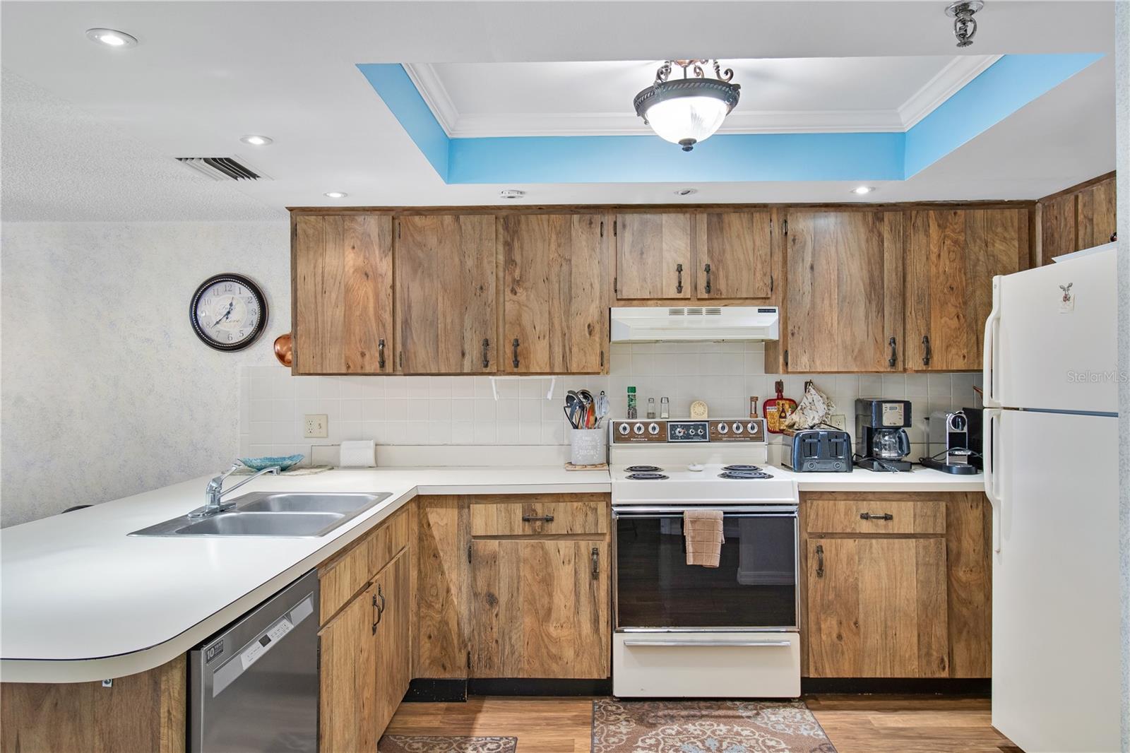 14001 GULF BLVD #207, MADEIRA BEACH, FL, 33708