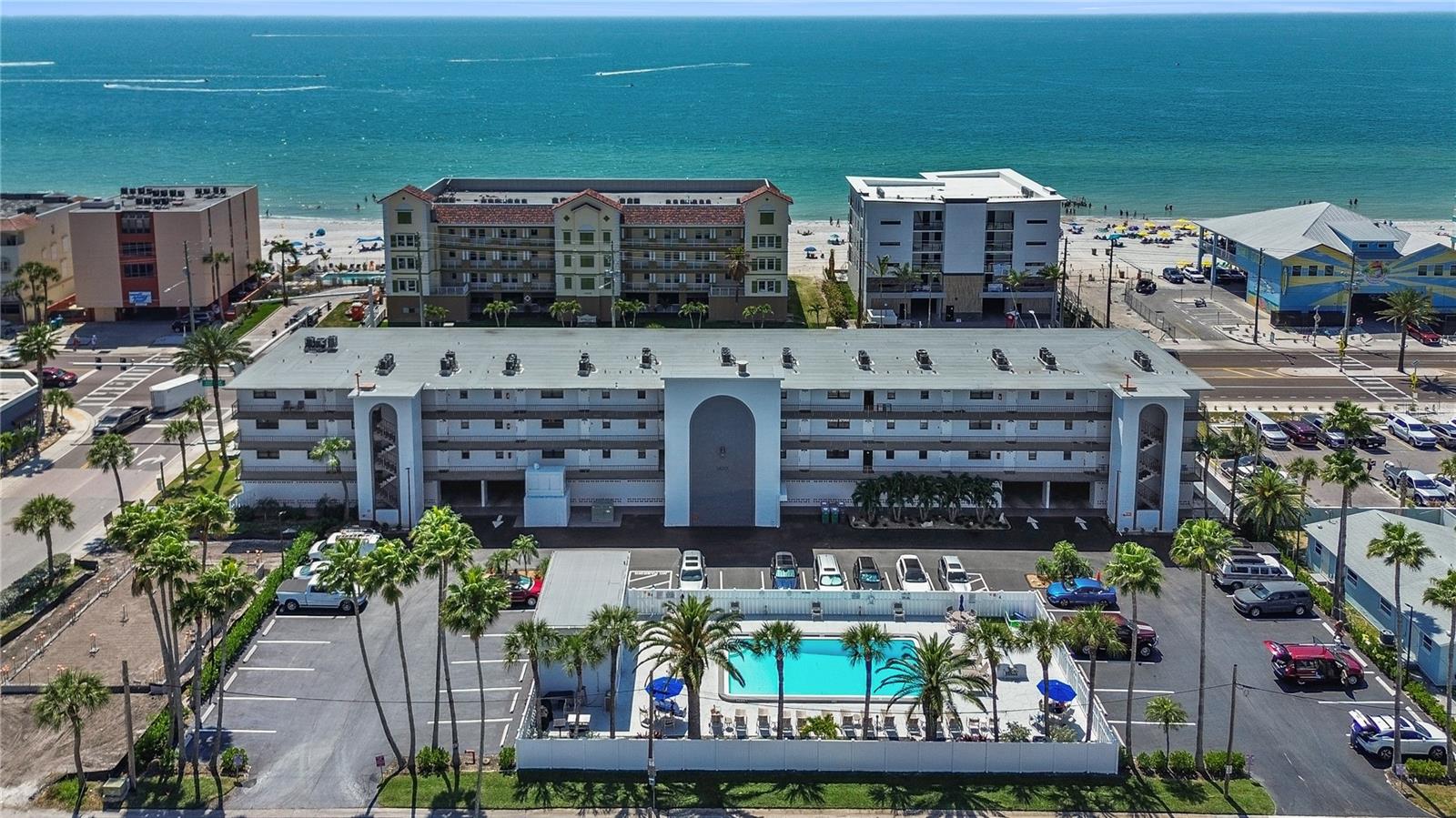 14001 GULF BLVD #207, MADEIRA BEACH, FL, 33708
