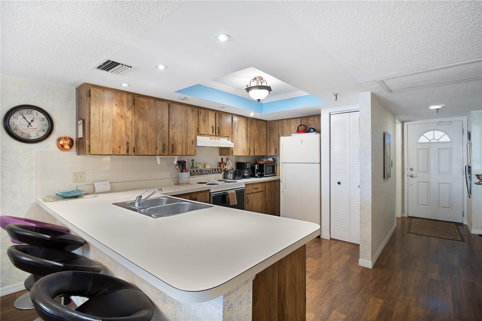 14001 GULF BLVD #207, MADEIRA BEACH, FL, 33708