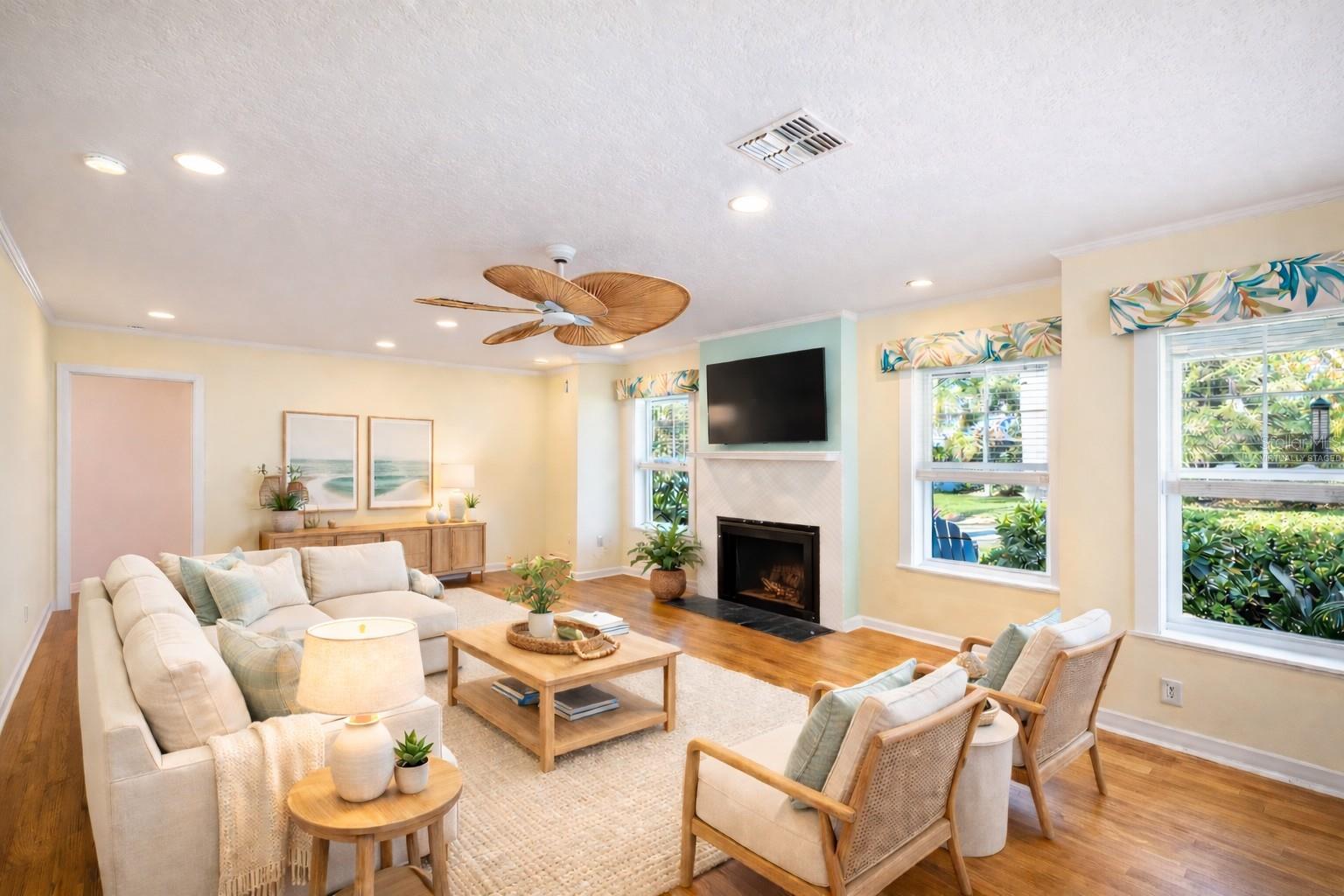 104 24TH ST NW, BRADENTON, FL, 34205