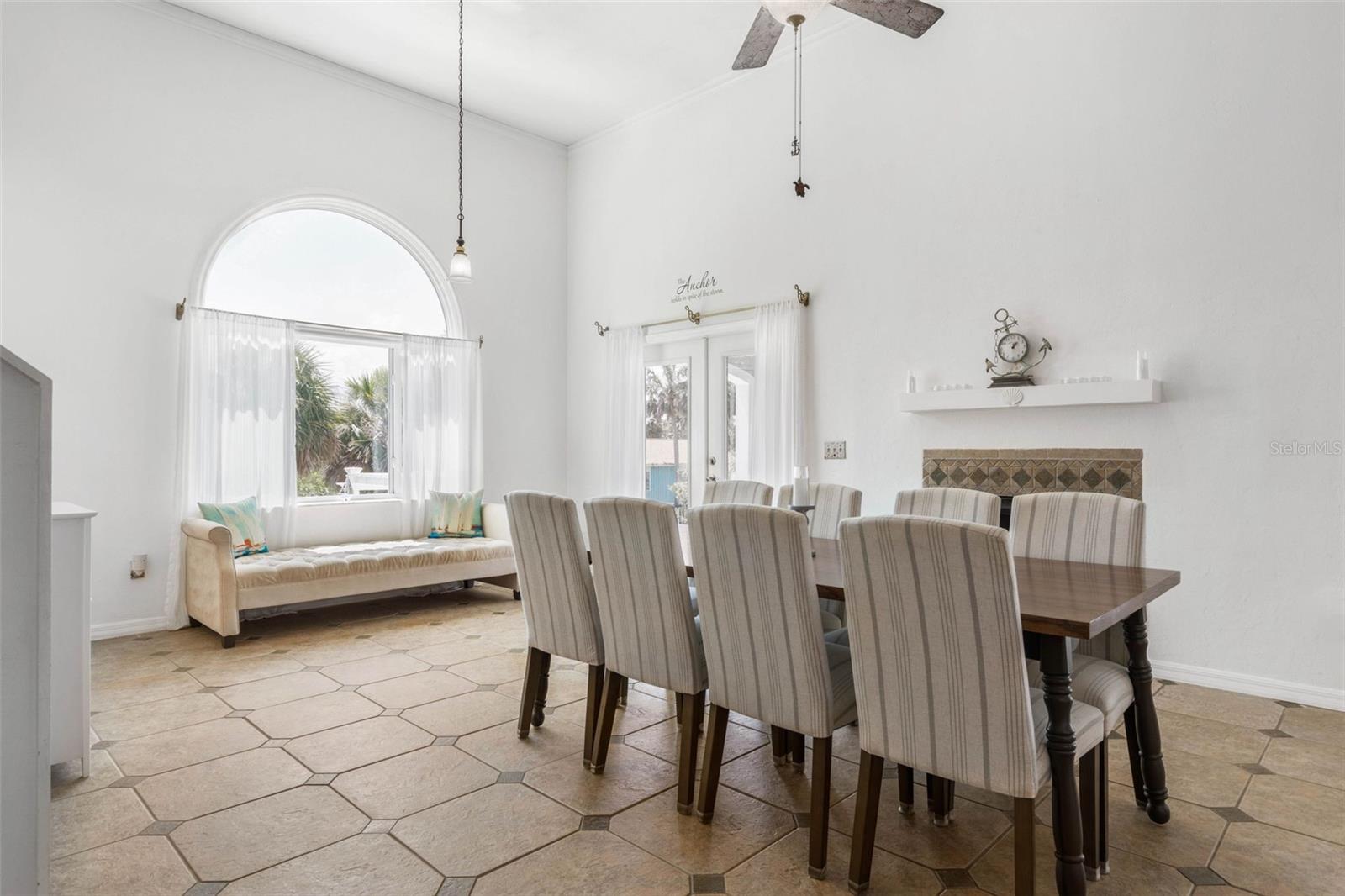 3162 N OCEAN SHORE BLVD, FLAGLER BEACH, FL, 32136