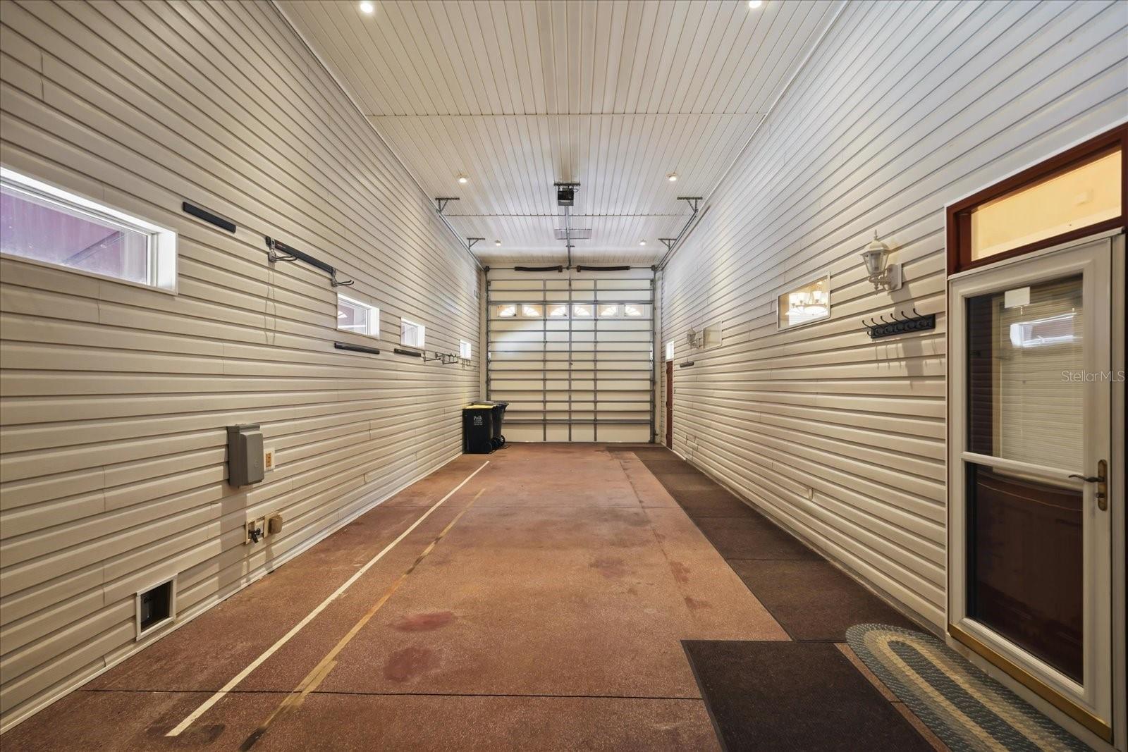 1075 MOTORCOACH DR, POLK CITY, FL, 33868