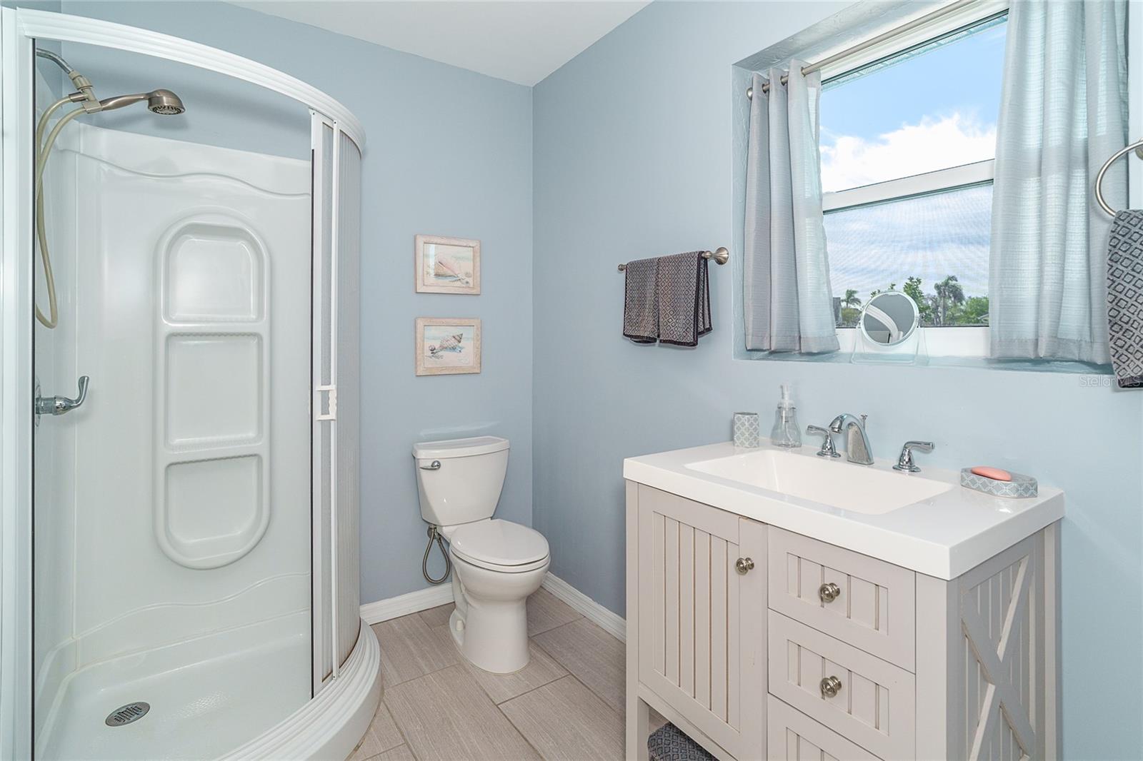 203 HIGH POINT DR #203B, ENGLEWOOD, FL, 34223
