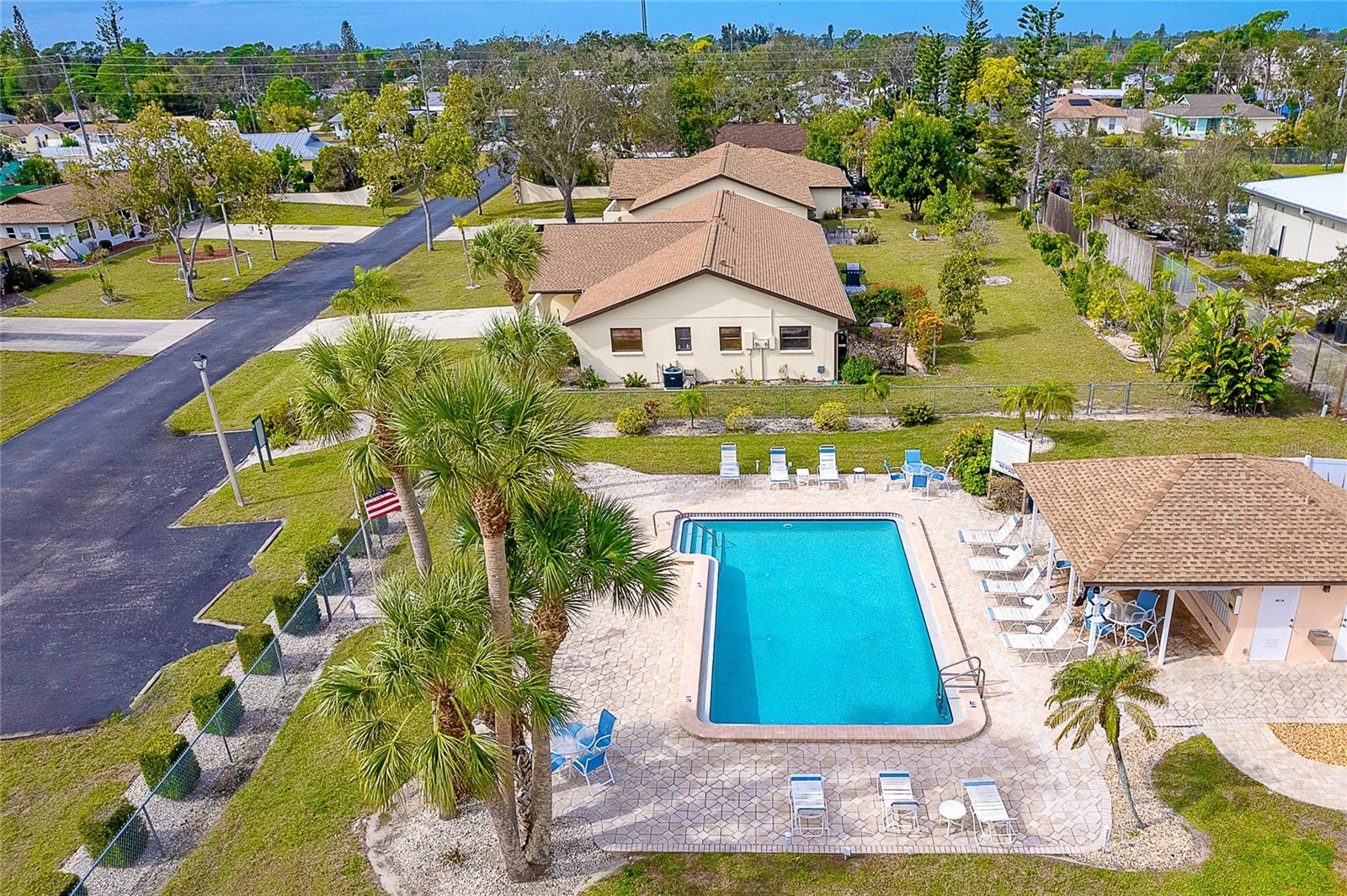 203 HIGH POINT DR #203B, ENGLEWOOD, FL, 34223
