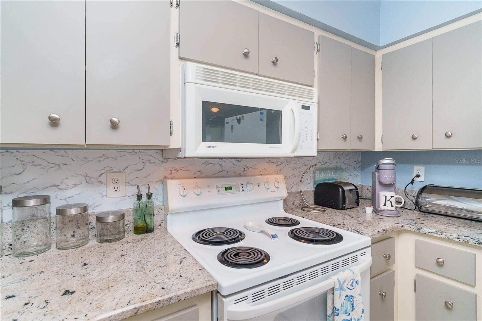 203 HIGH POINT DR #203B, ENGLEWOOD, FL, 34223