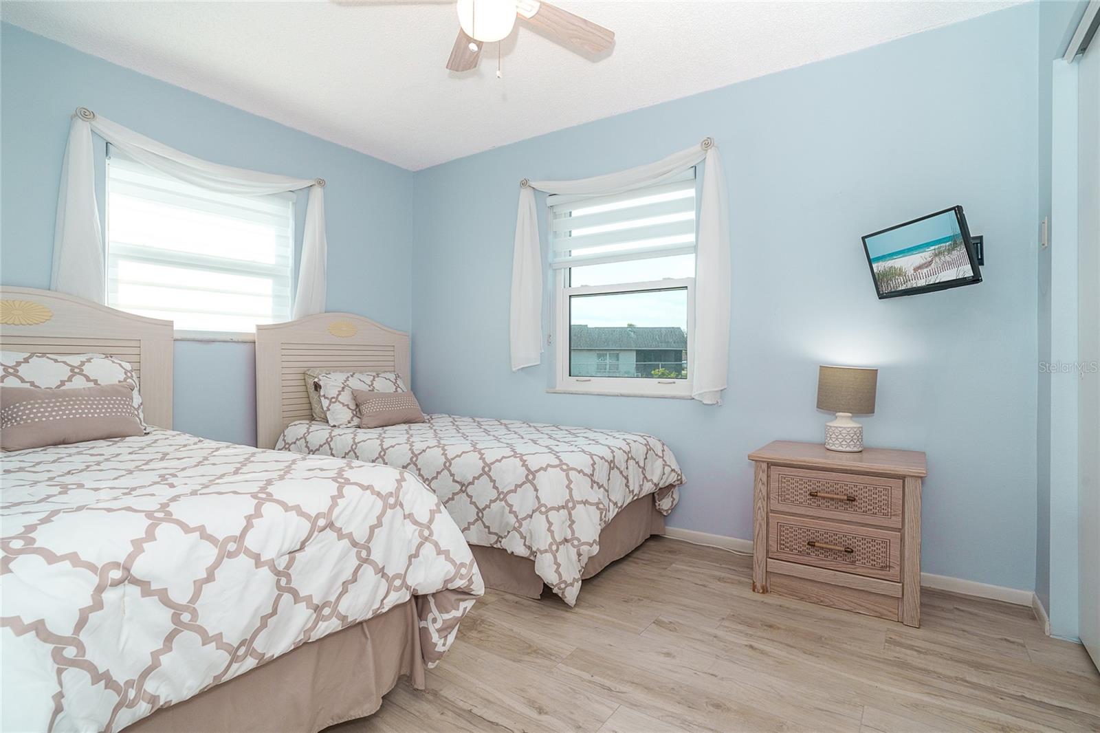 203 HIGH POINT DR #203B, ENGLEWOOD, FL, 34223
