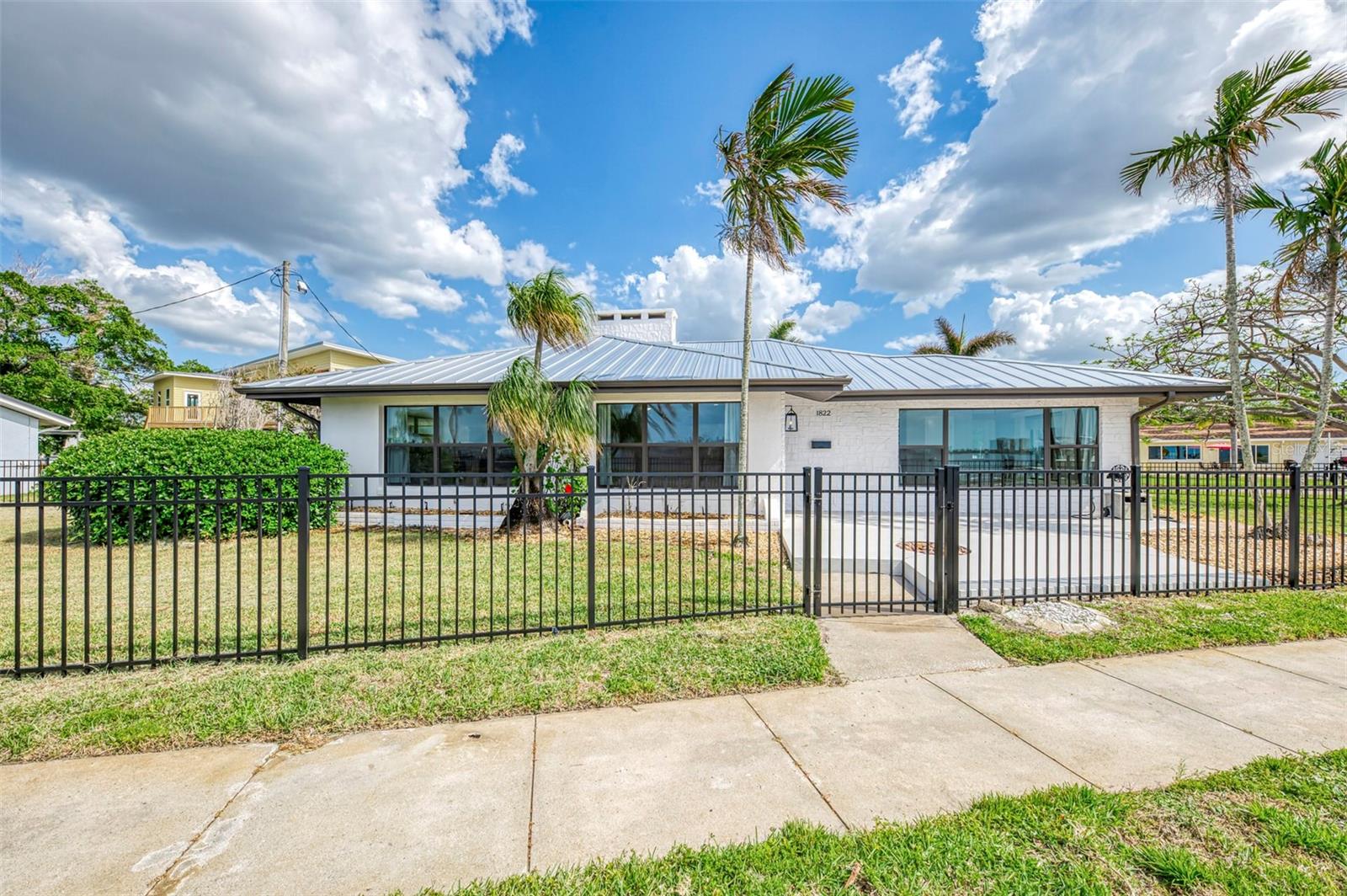 1822 RIVERSIDE DR E, BRADENTON, FL, 34208