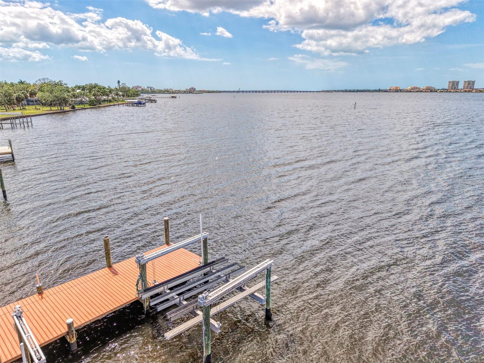 1822 RIVERSIDE DR E, BRADENTON, FL, 34208