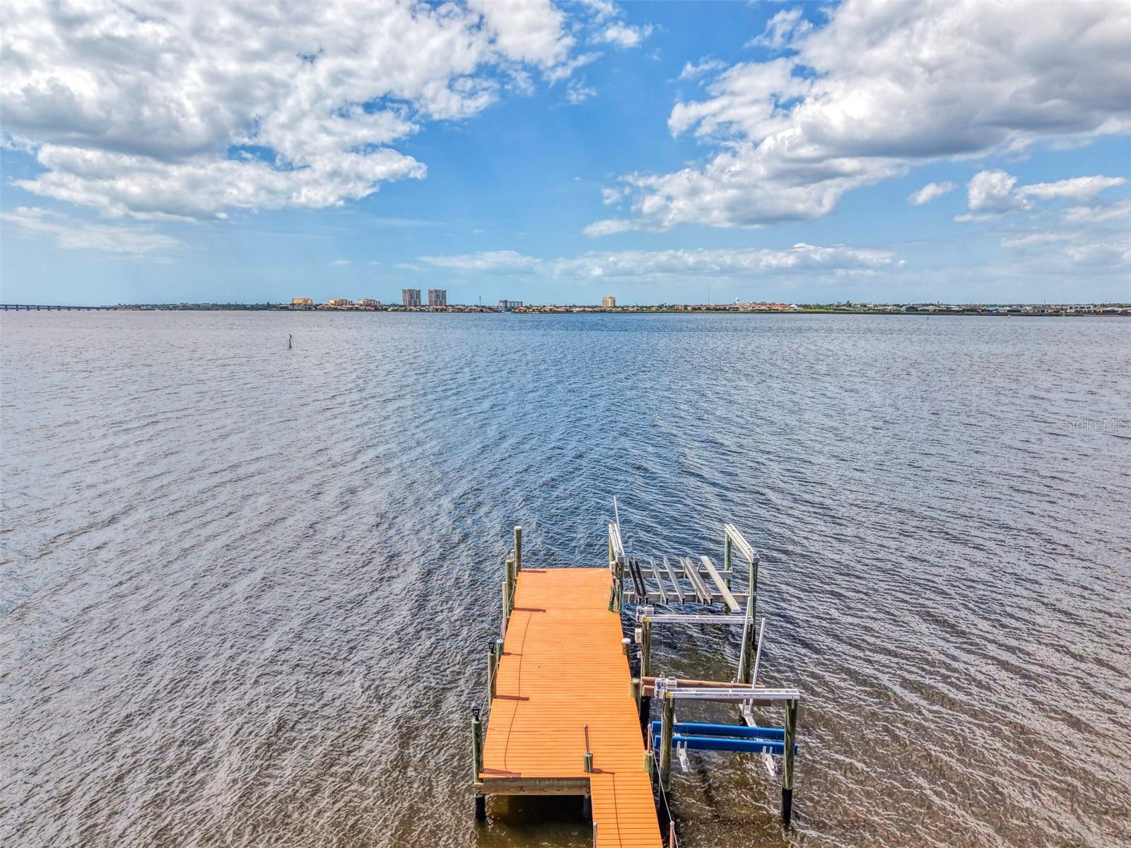 1822 RIVERSIDE DR E, BRADENTON, FL, 34208