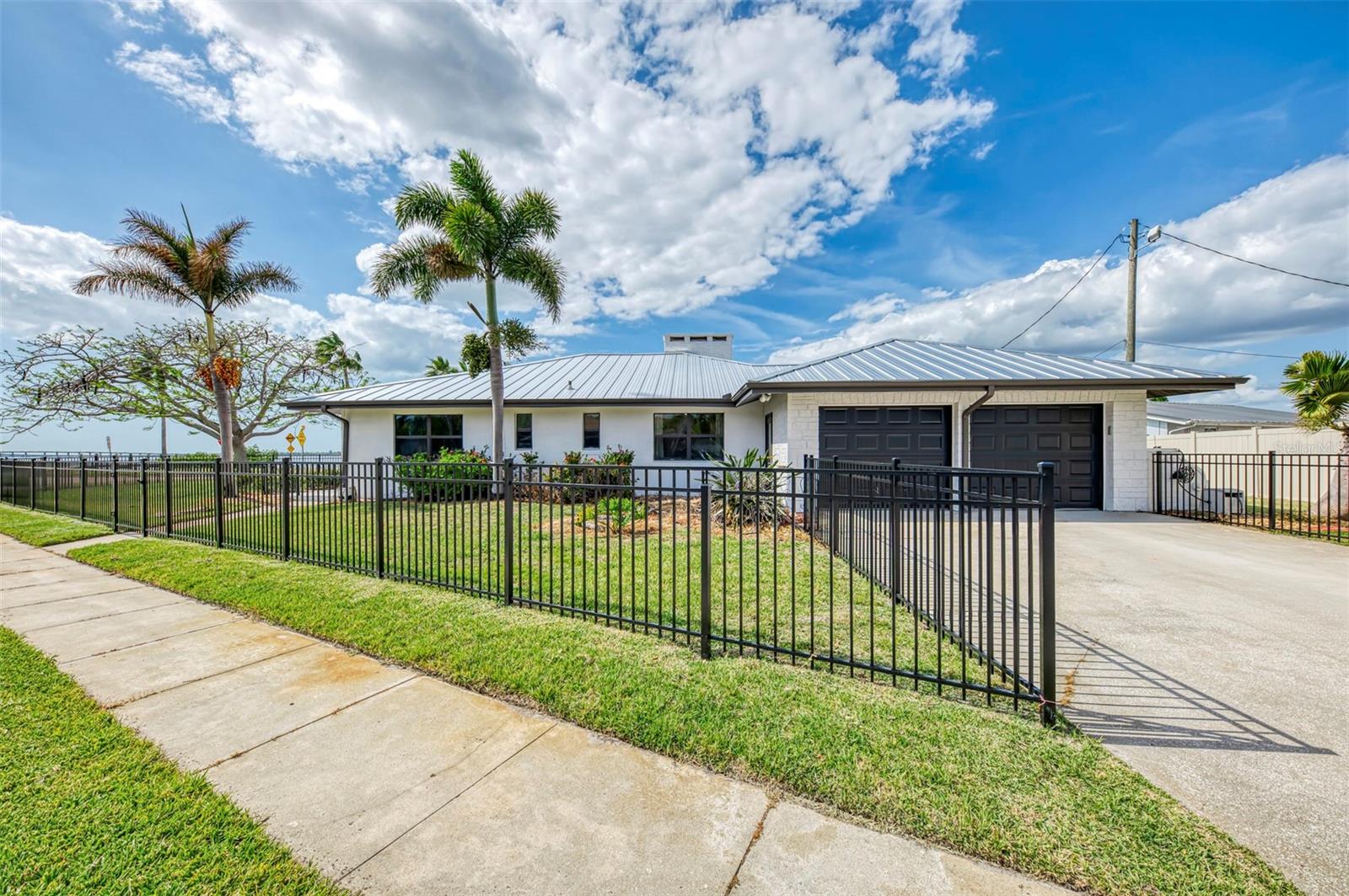 1822 RIVERSIDE DR E, BRADENTON, FL, 34208