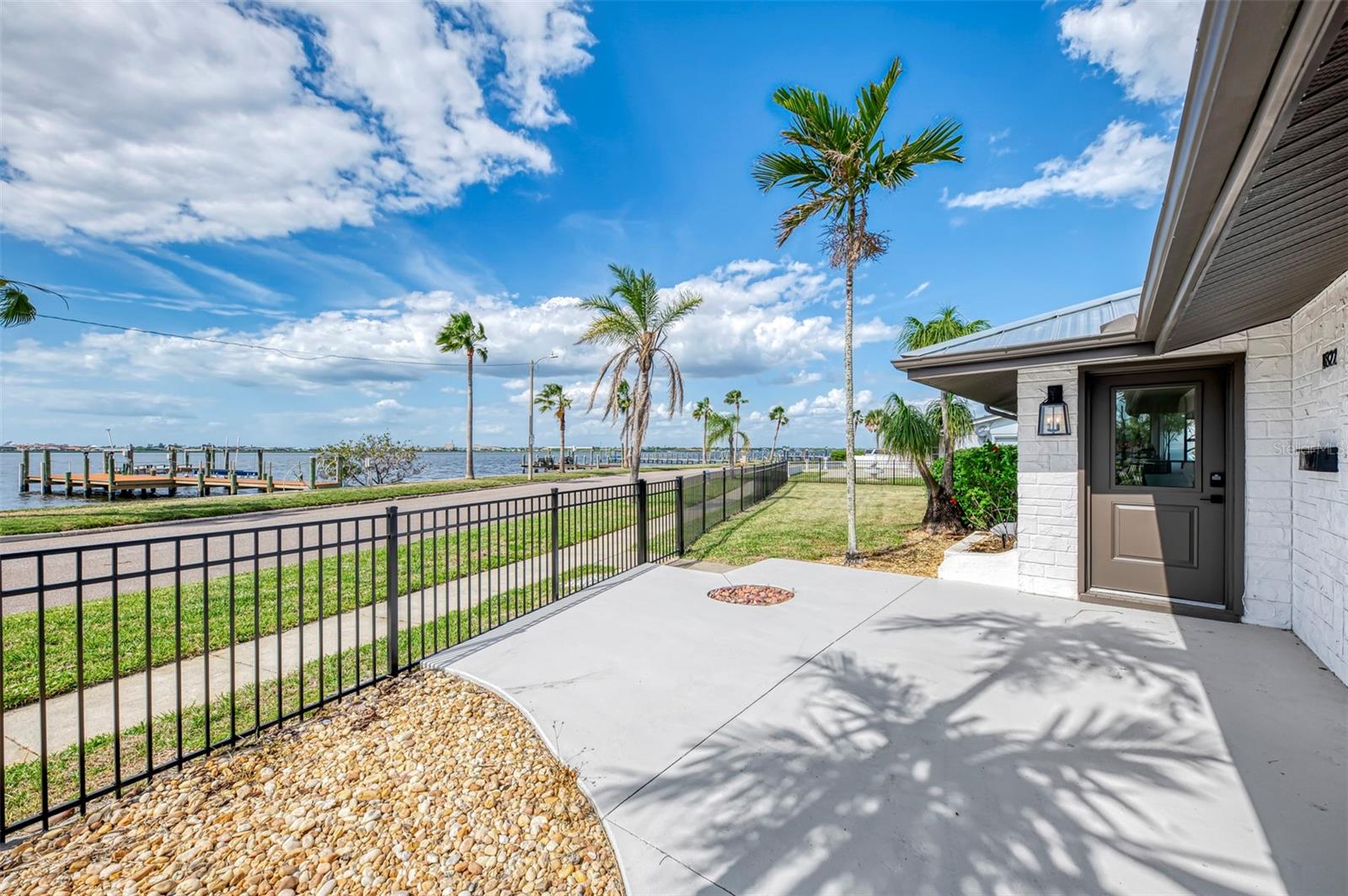 1822 RIVERSIDE DR E, BRADENTON, FL, 34208