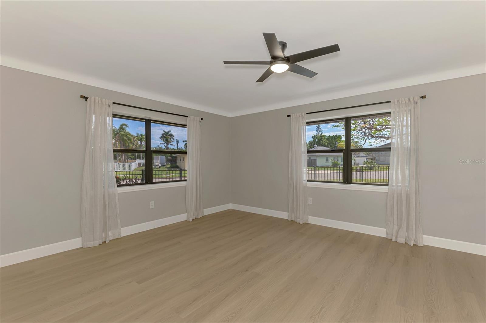 1822 RIVERSIDE DR E, BRADENTON, FL, 34208