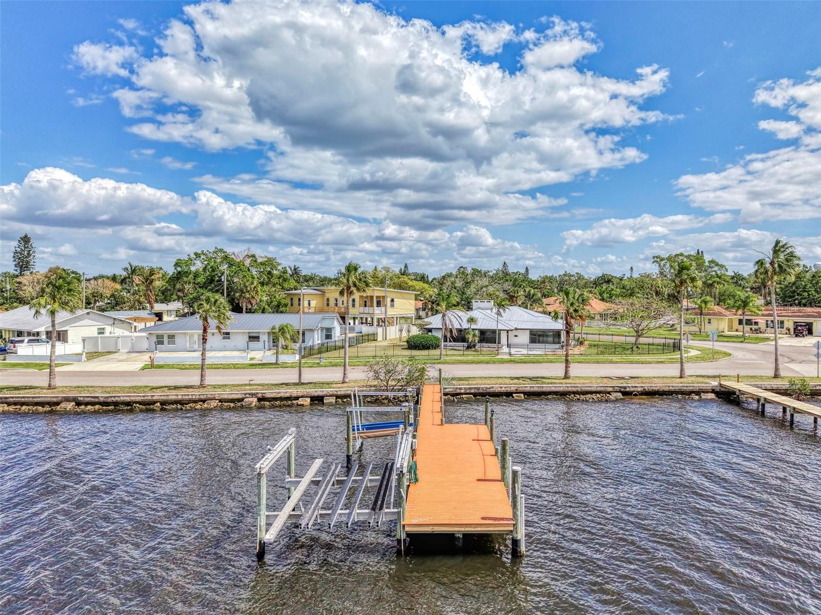 1822 RIVERSIDE DR E, BRADENTON, FL, 34208