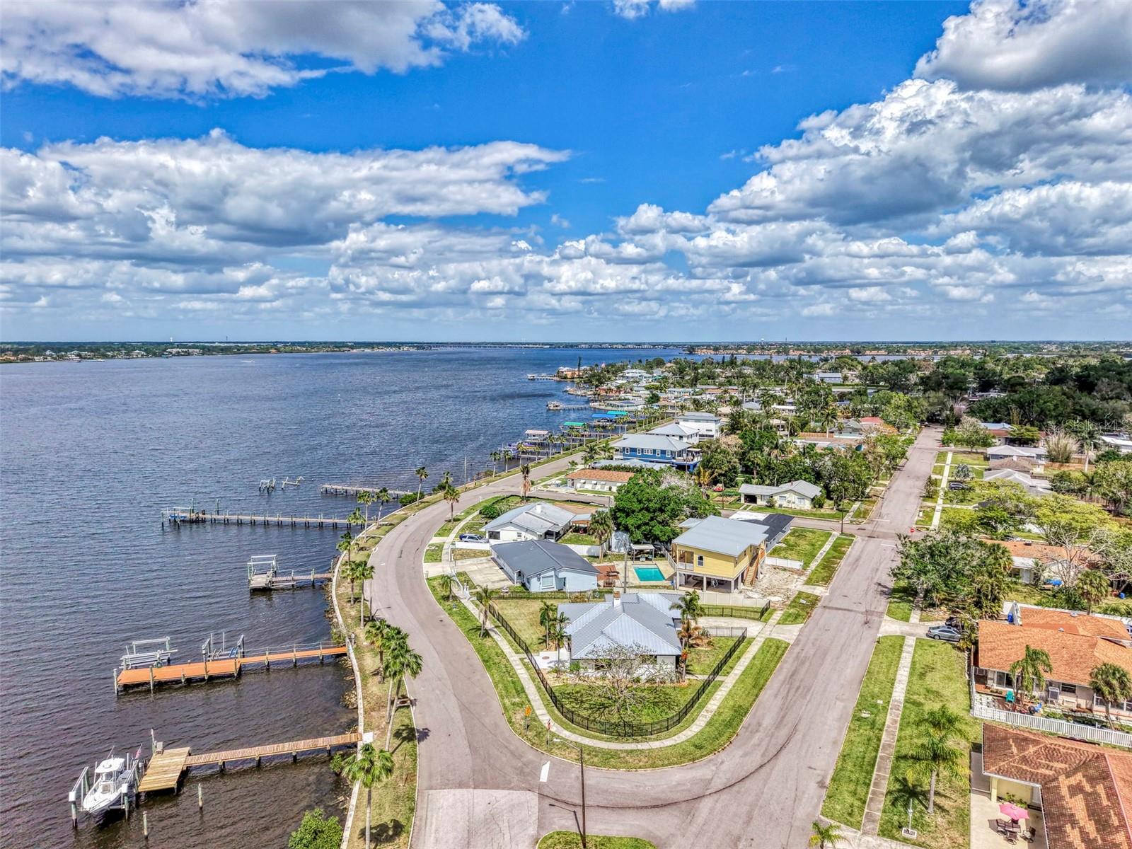 1822 RIVERSIDE DR E, BRADENTON, FL, 34208