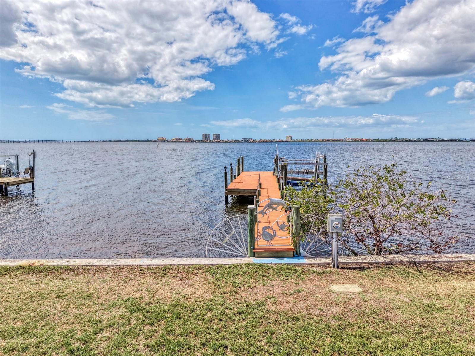 1822 RIVERSIDE DR E, BRADENTON, FL, 34208