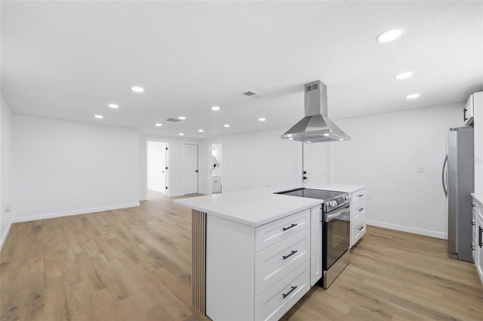 6436 SUTHERLAND AVE, NEW PORT RICHEY, FL, 34653