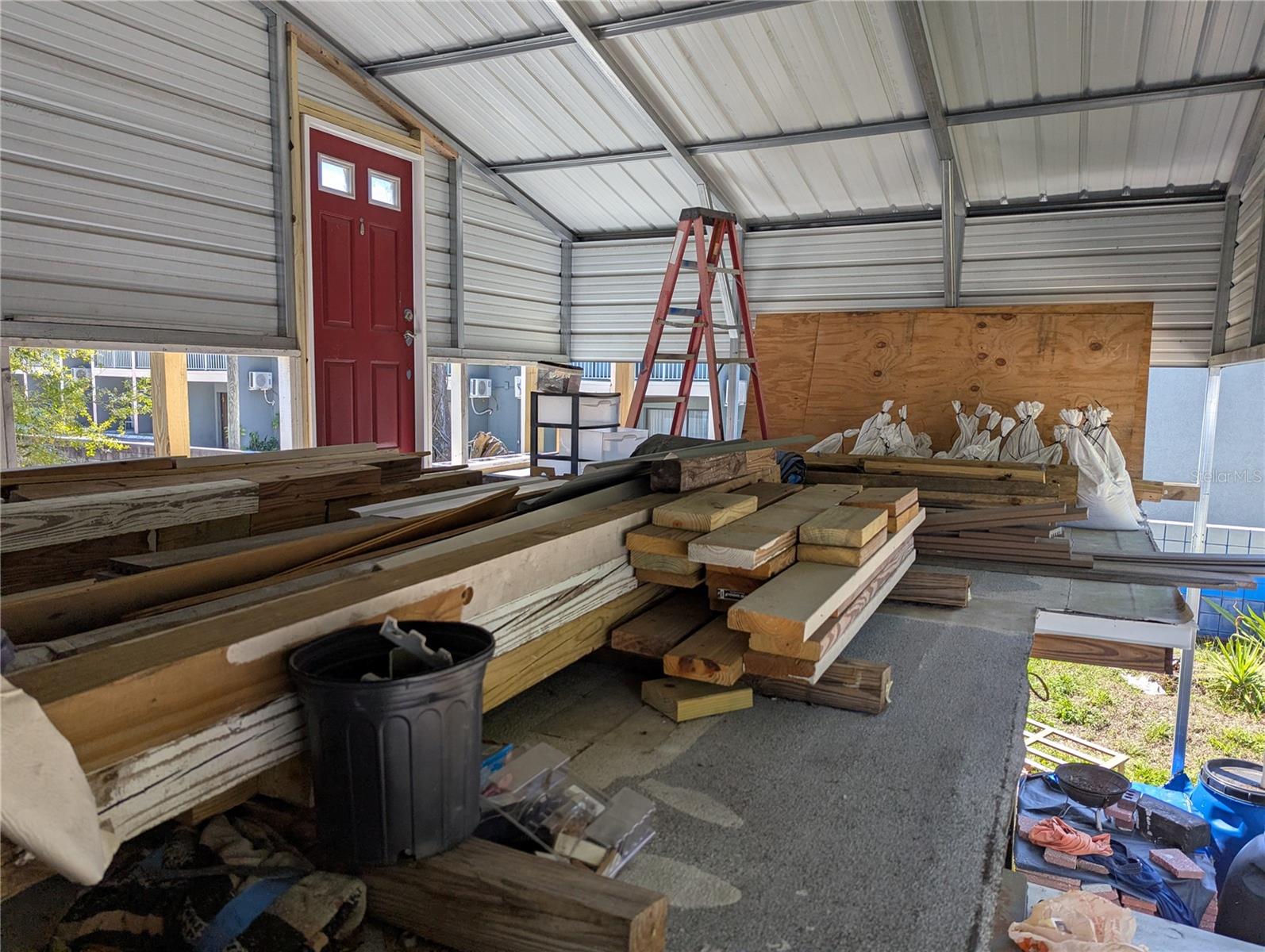 guest house loft space