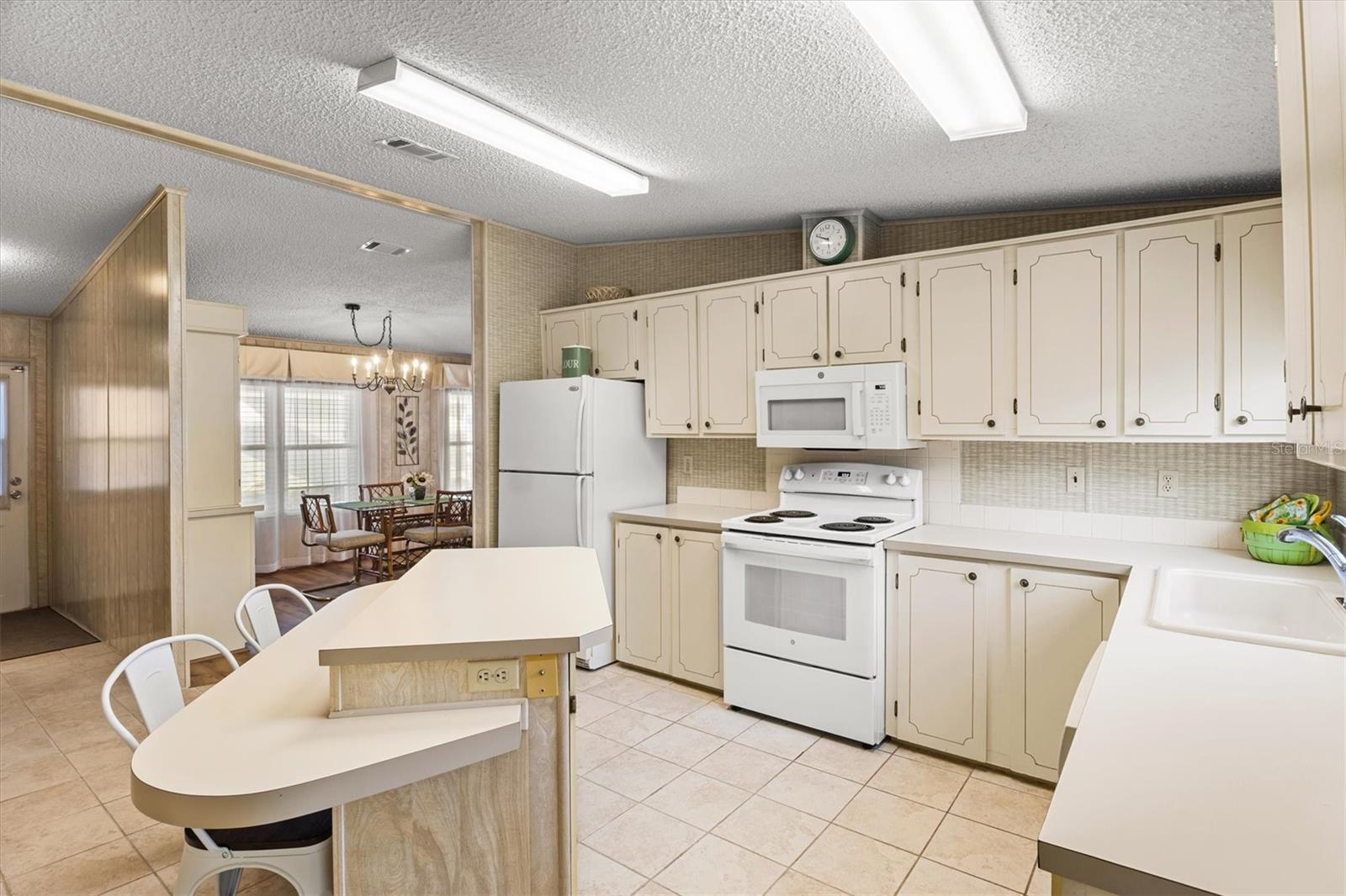 6617 WESTCHESTER DR NE, WINTER HAVEN, FL, 33881