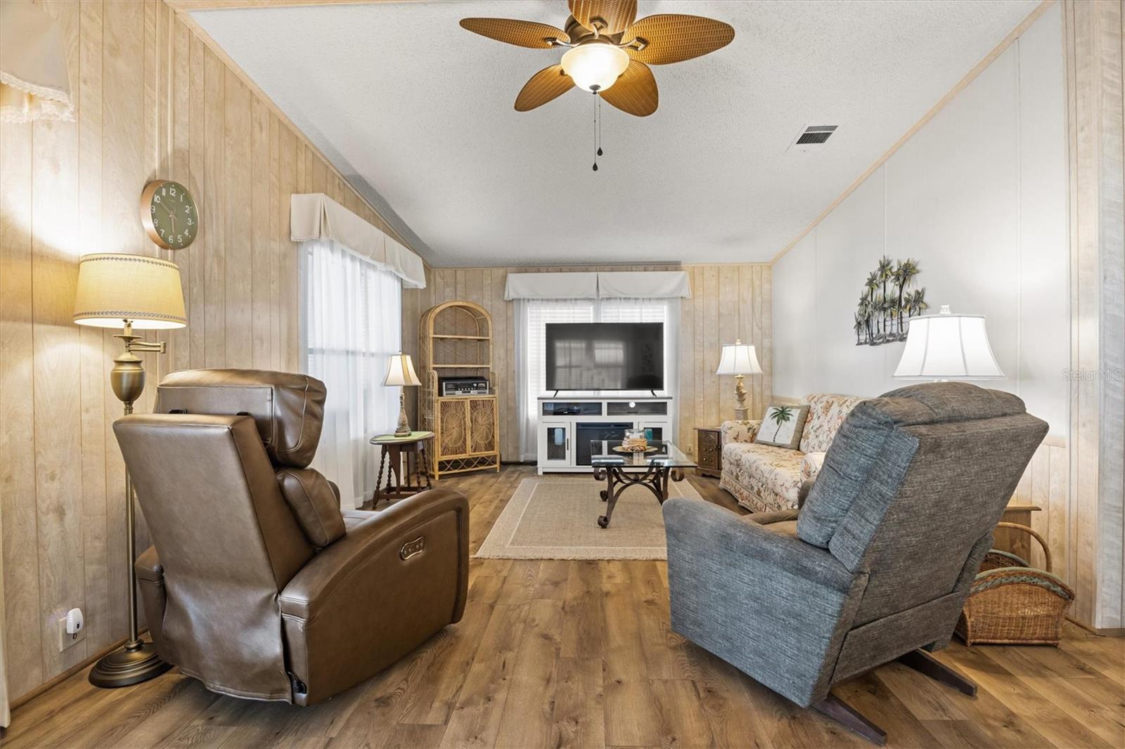 6617 WESTCHESTER DR NE, WINTER HAVEN, FL, 33881