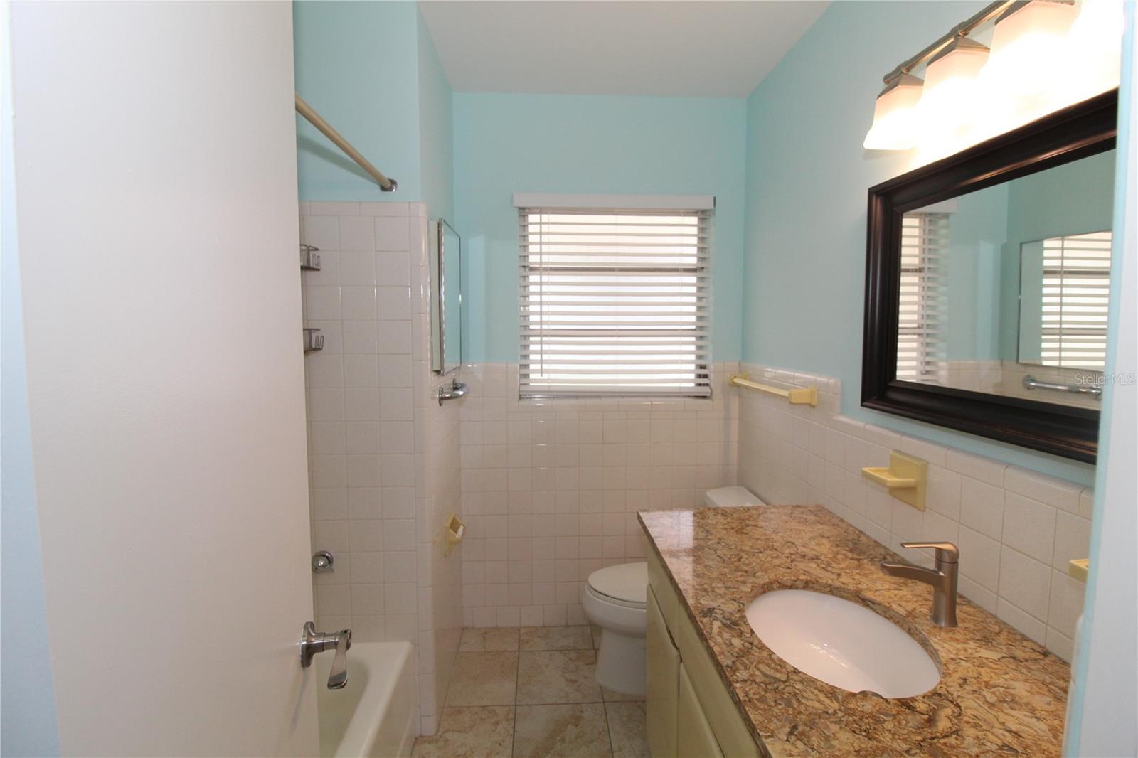 2705 S BRINK AVE, SARASOTA, FL, 34239