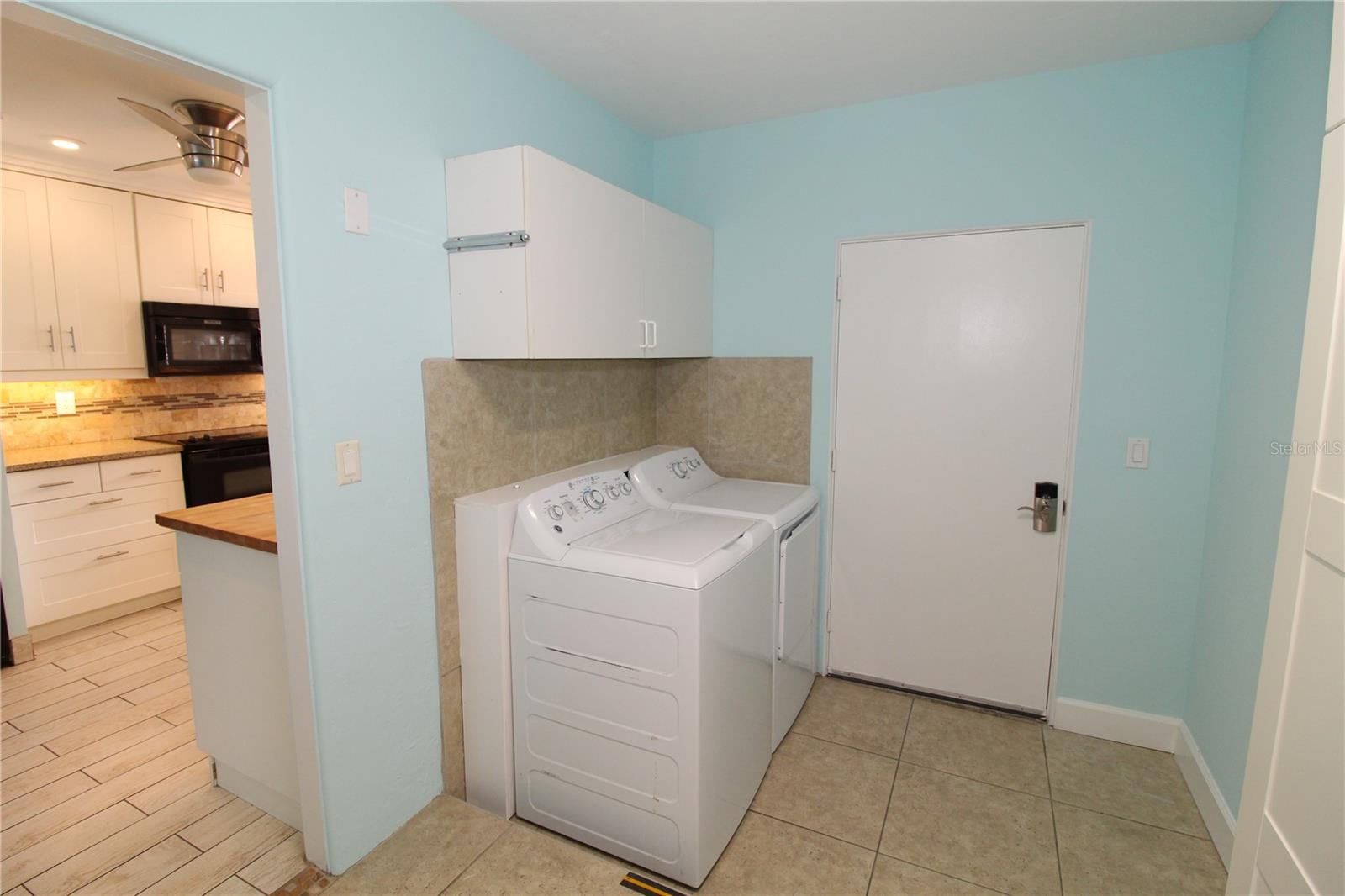 2705 S BRINK AVE, SARASOTA, FL, 34239