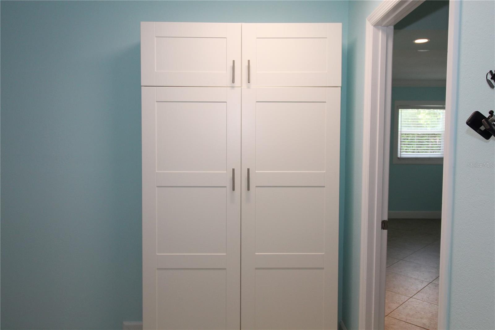 2705 S BRINK AVE, SARASOTA, FL, 34239