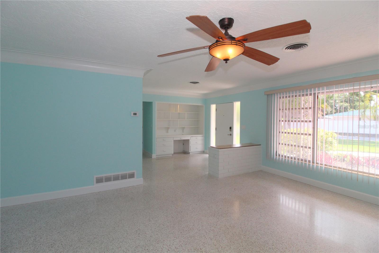 2705 S BRINK AVE, SARASOTA, FL, 34239