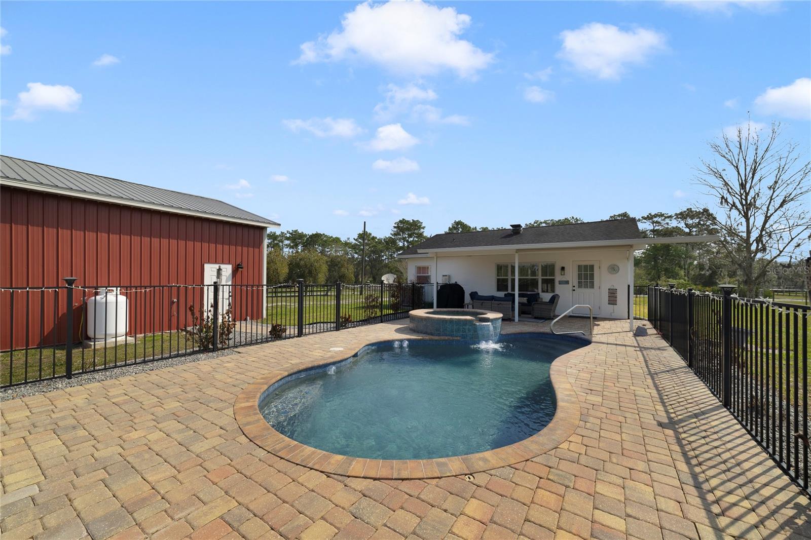 1070 LAKE ASHBY RD, NEW SMYRNA BEACH, FL, 32168