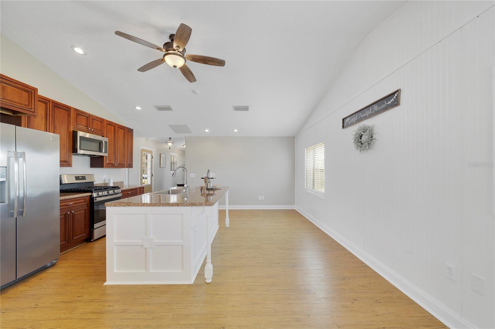 1070 LAKE ASHBY RD, NEW SMYRNA BEACH, FL, 32168