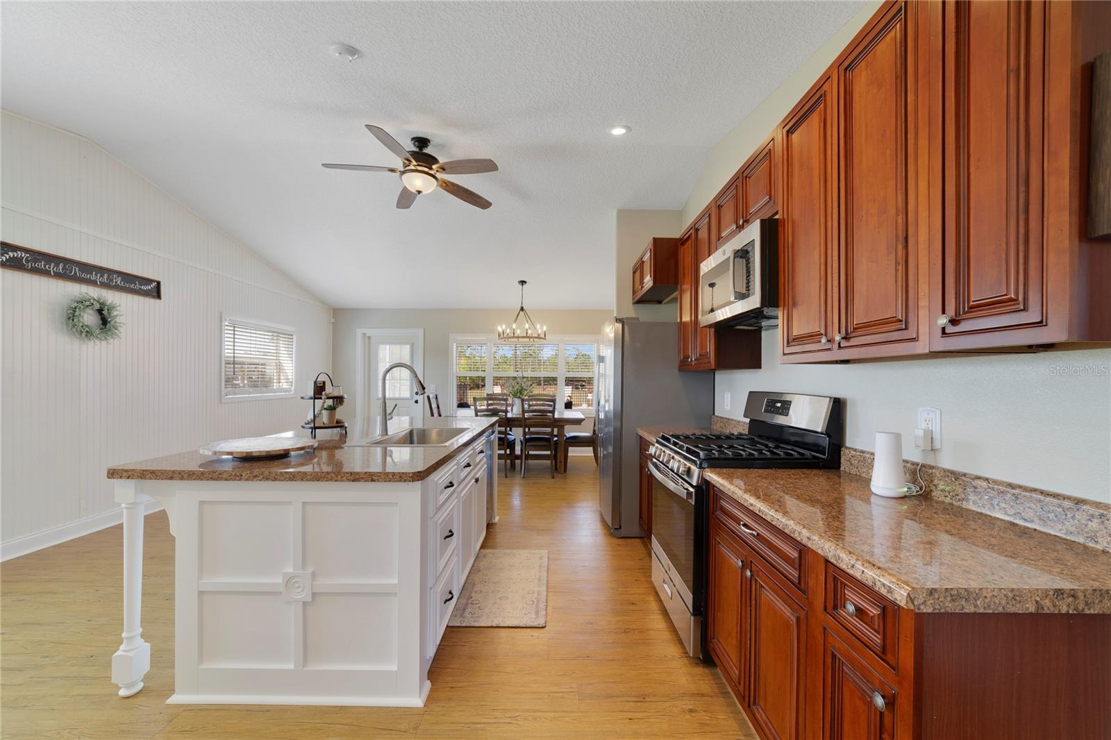 1070 LAKE ASHBY RD, NEW SMYRNA BEACH, FL, 32168