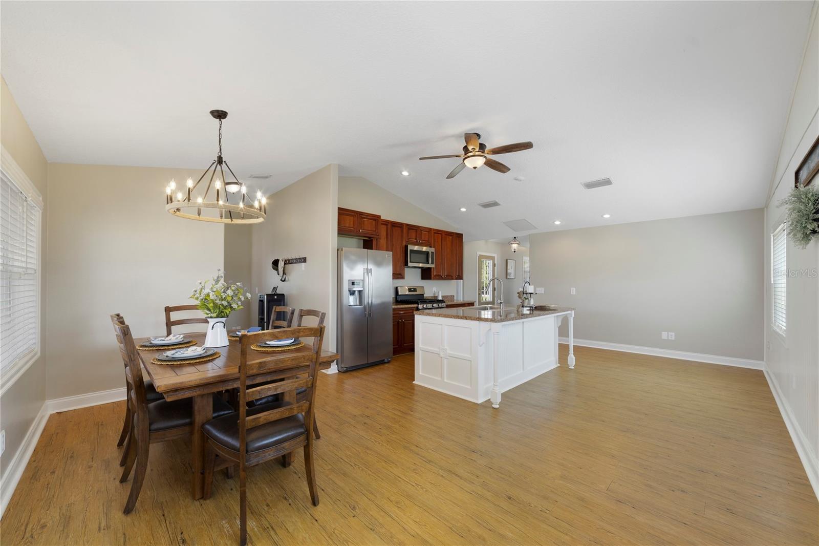 1070 LAKE ASHBY RD, NEW SMYRNA BEACH, FL, 32168