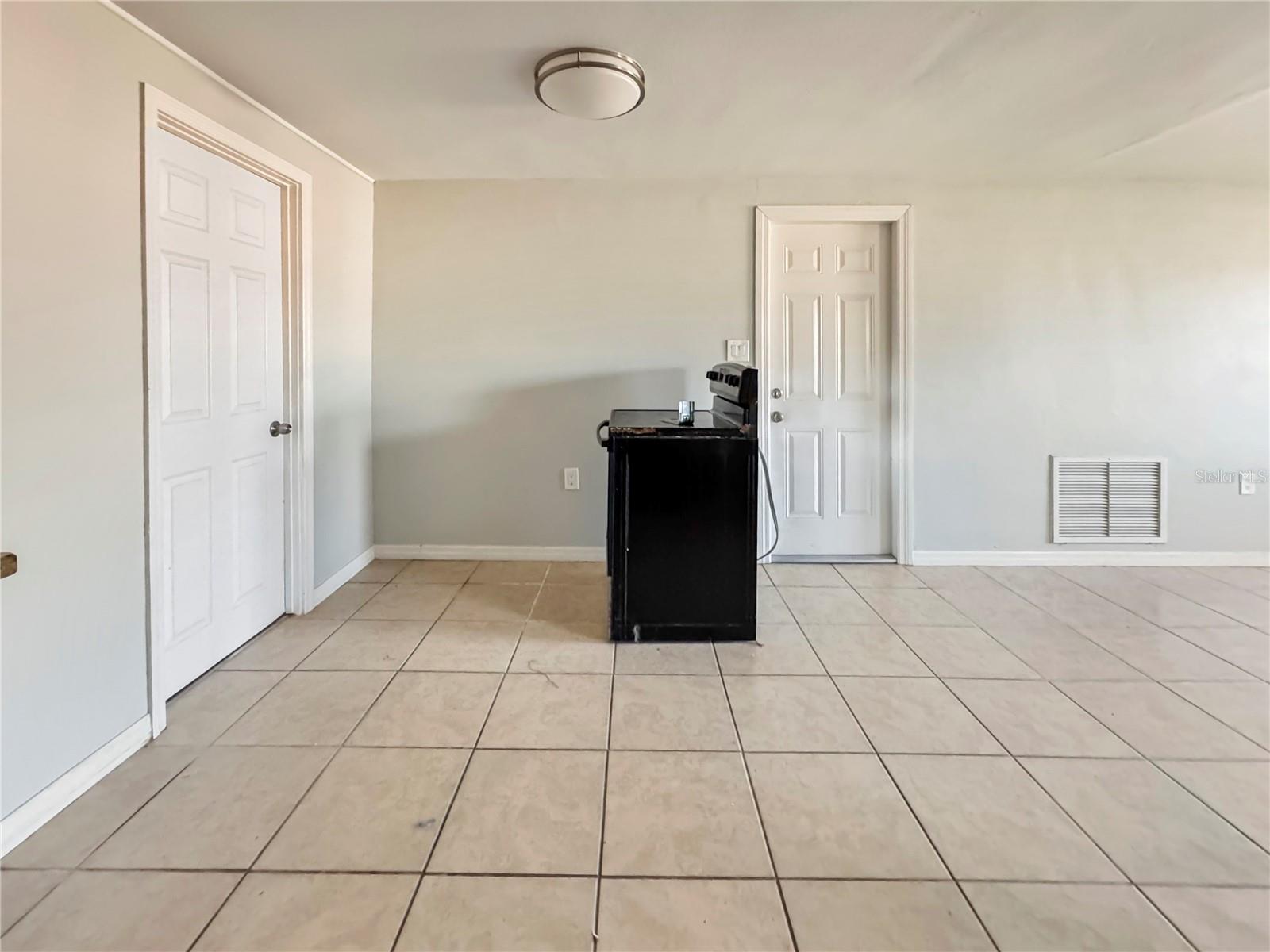 HOLIDAY LAKE ESTATES, HOLIDAY, FL, 34691