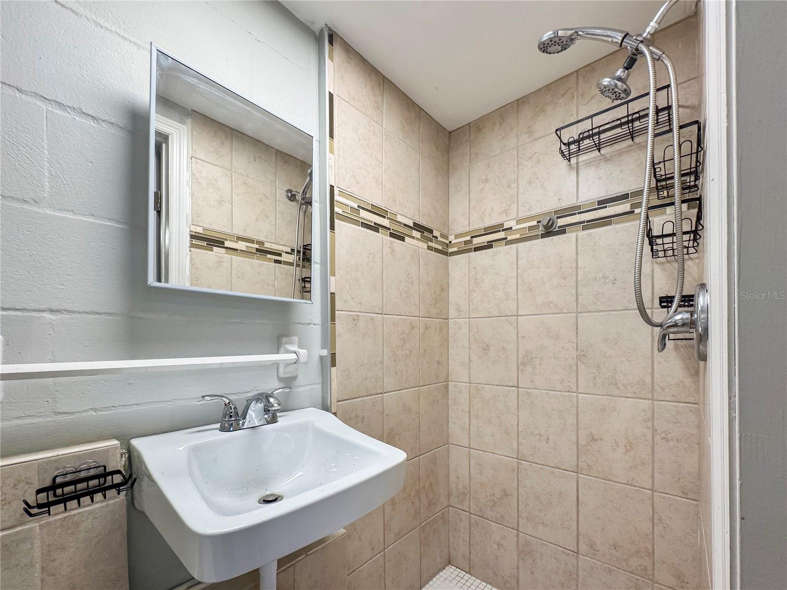 HOLIDAY LAKE ESTATES, HOLIDAY, FL, 34691