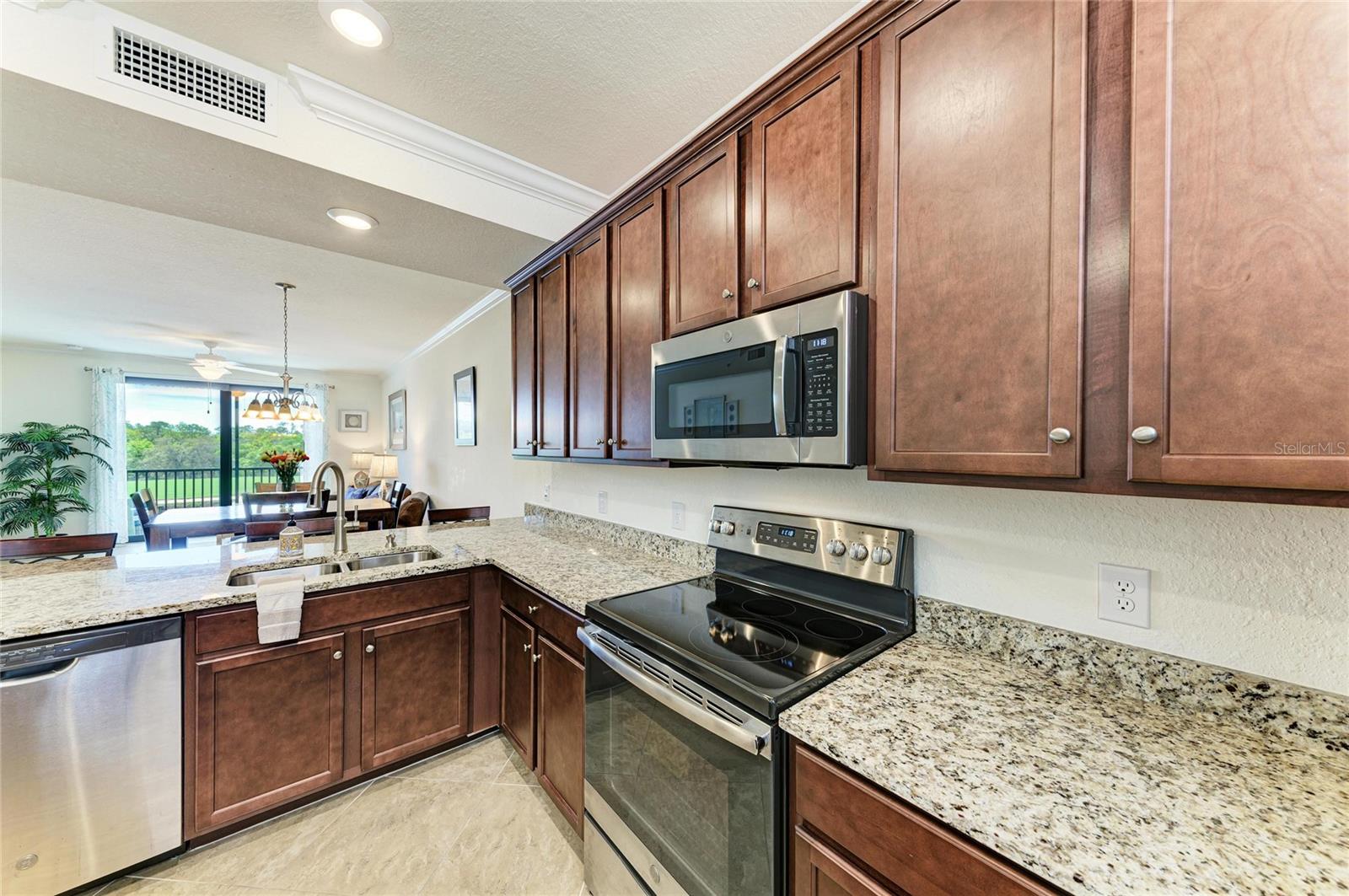 17108 VARDON TER #305, LAKEWOOD RANCH, FL, 34211