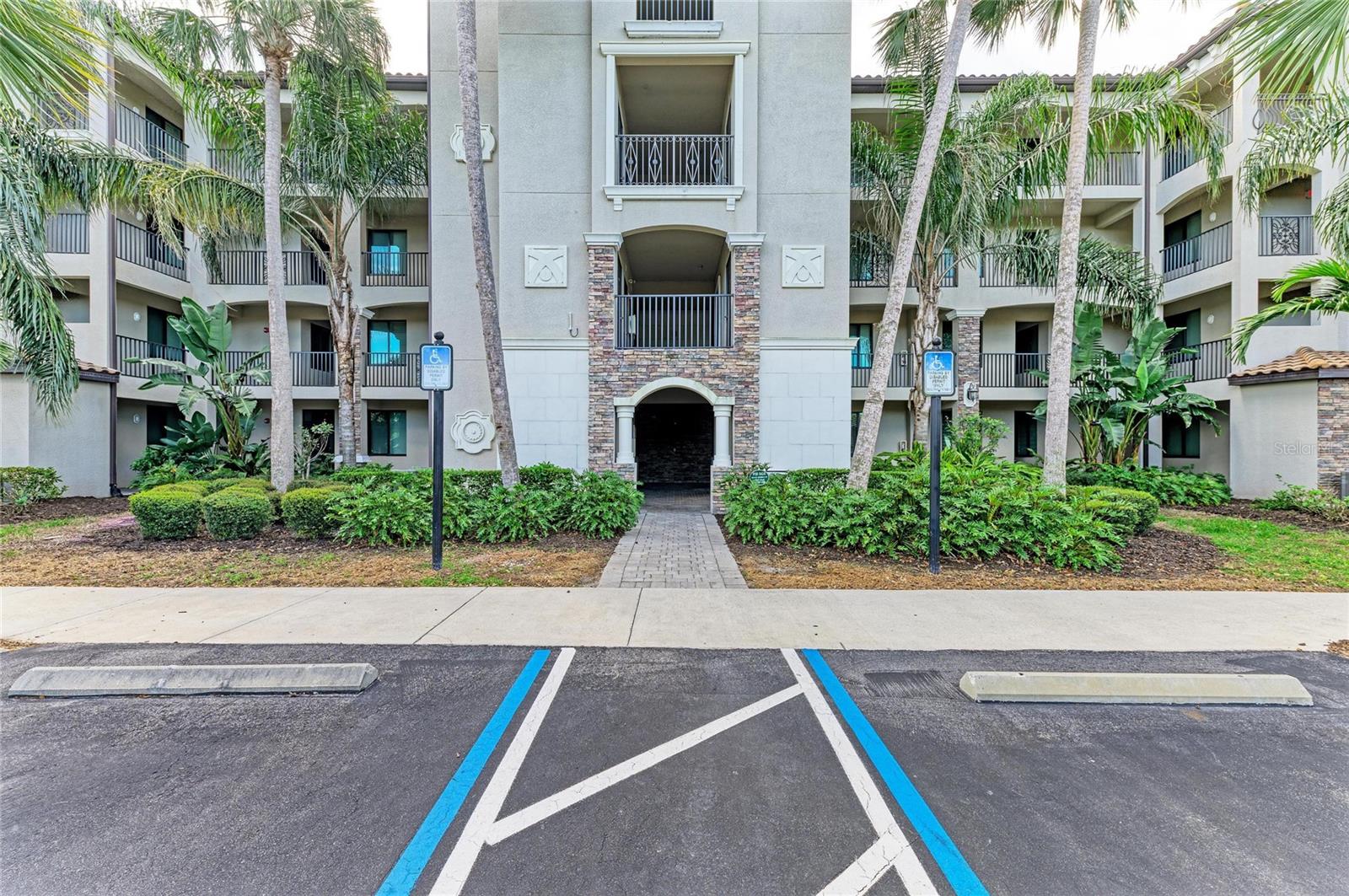 17108 VARDON TER #305, LAKEWOOD RANCH, FL, 34211