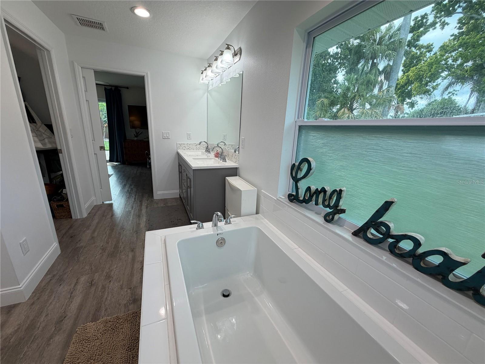 4620 7TH AVE W, BRADENTON, FL, 34209
