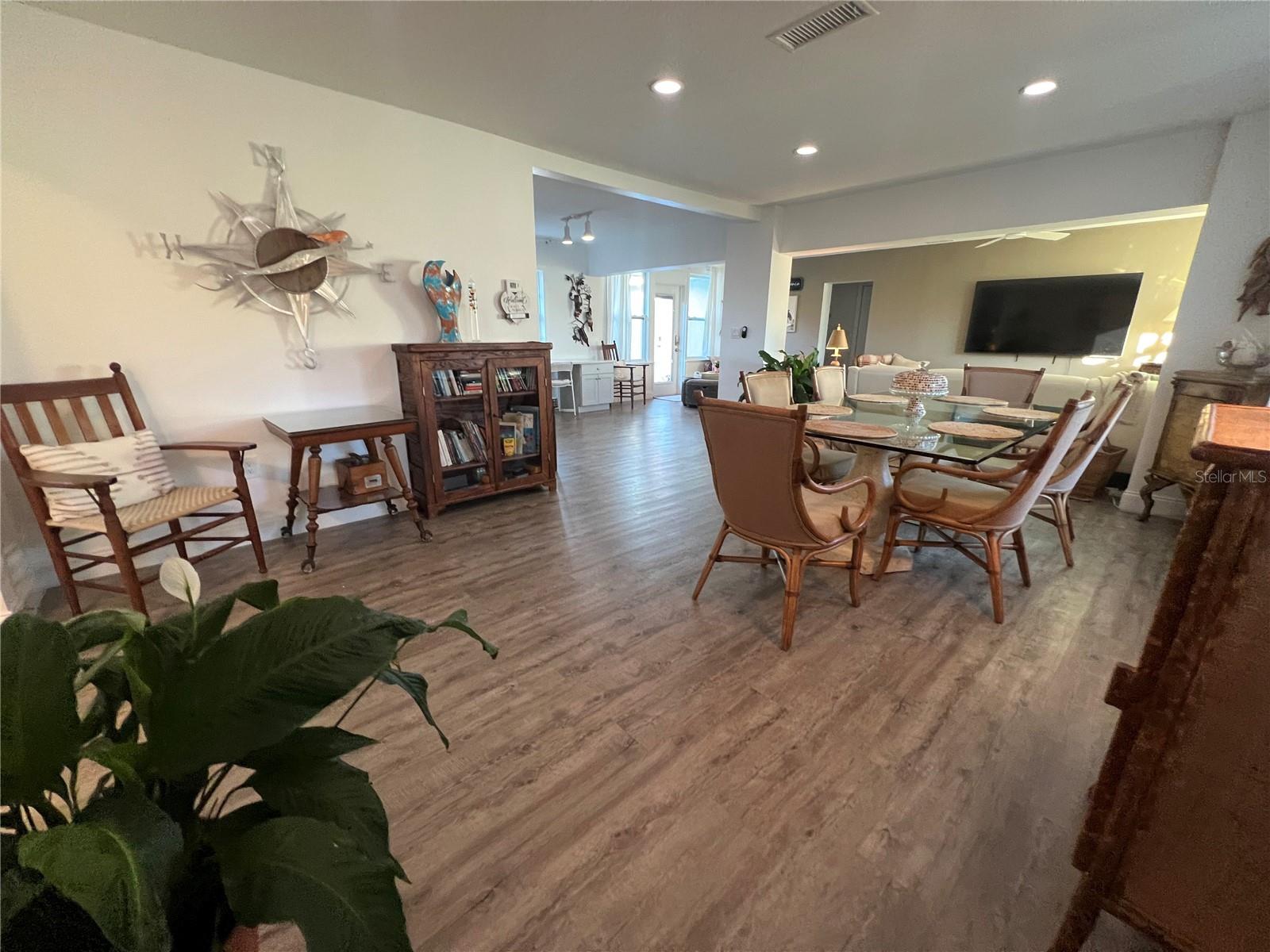 4620 7TH AVE W, BRADENTON, FL, 34209