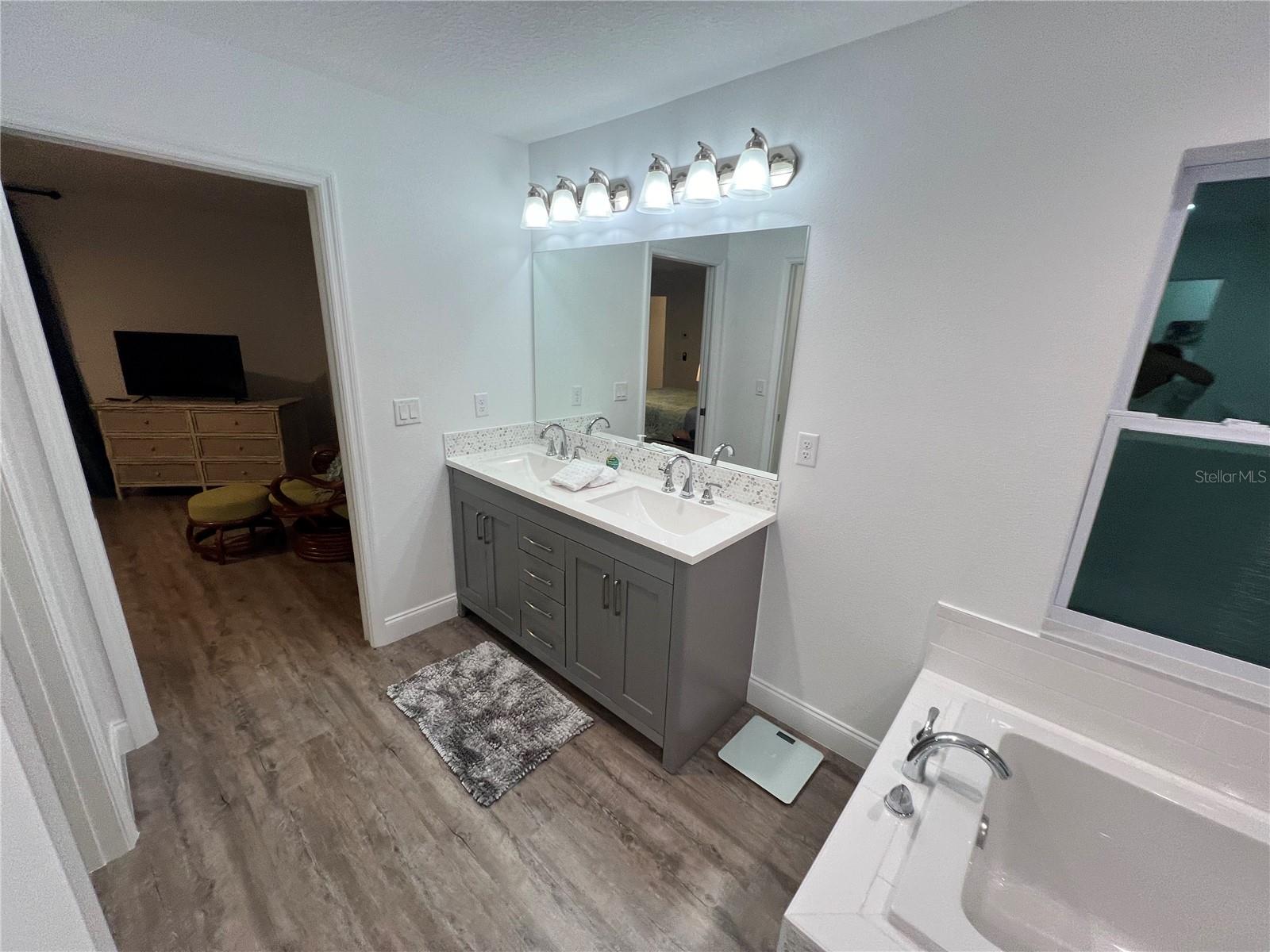 4620 7TH AVE W, BRADENTON, FL, 34209
