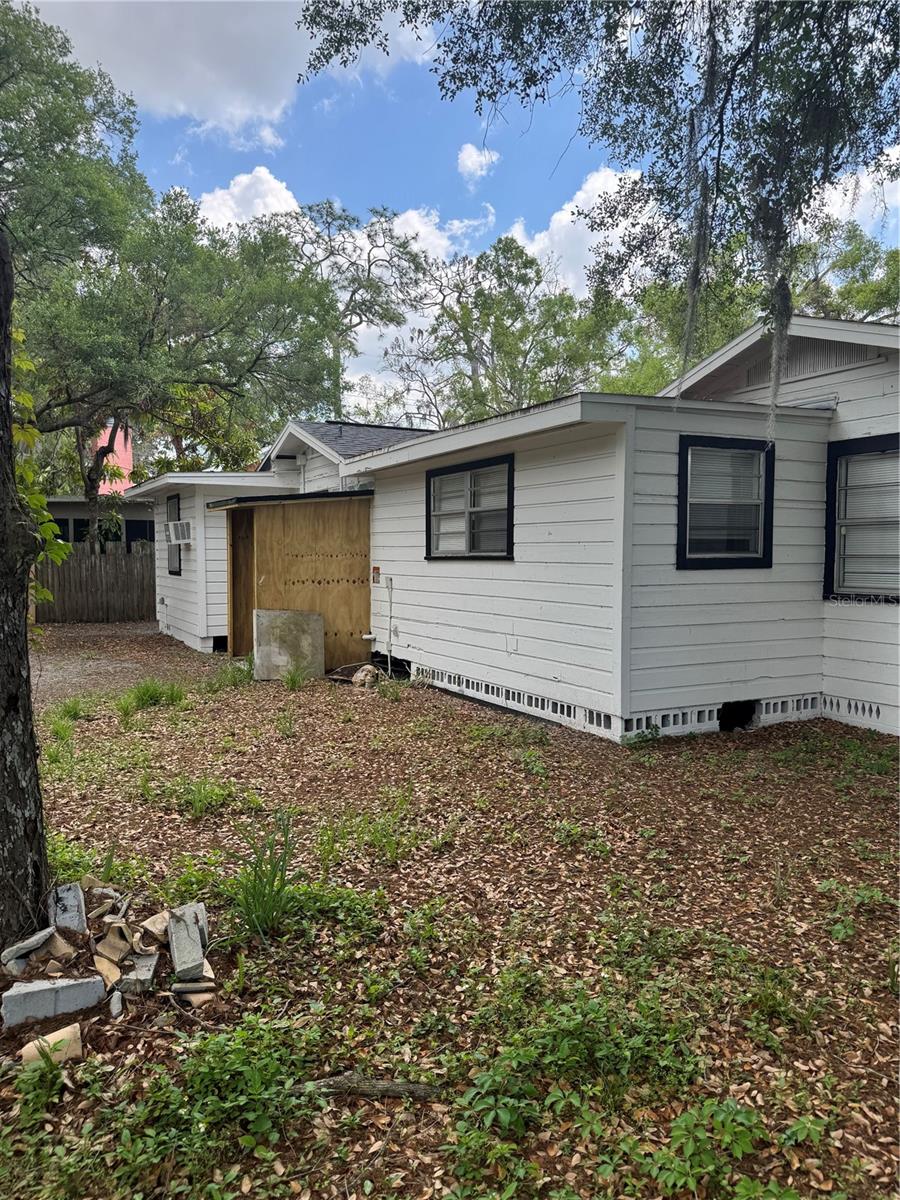 2016 E CLIFTON ST #A, TAMPA, FL, 33610